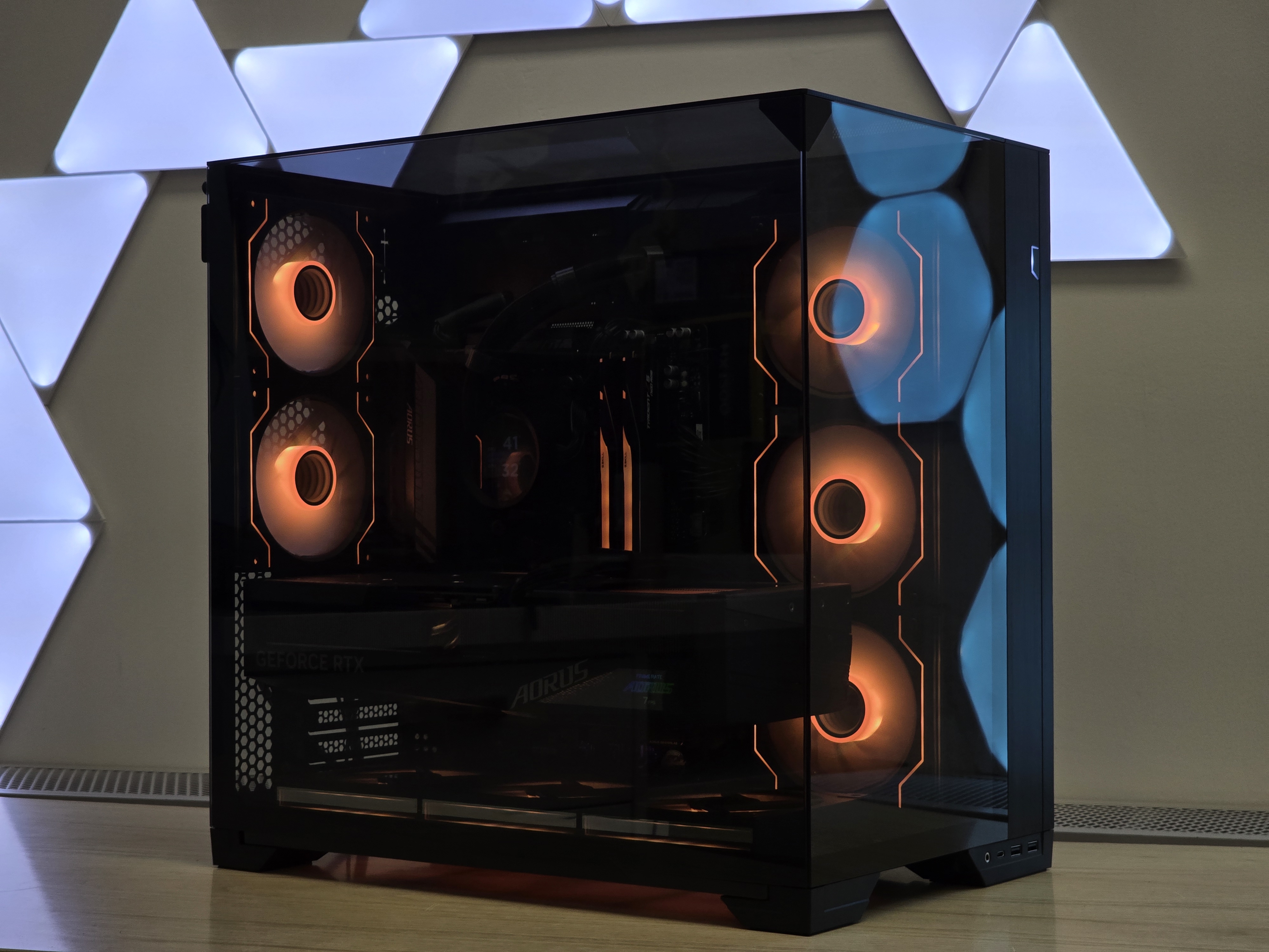 RTX 4090 AORUS su Ryzen 7 9800X3D