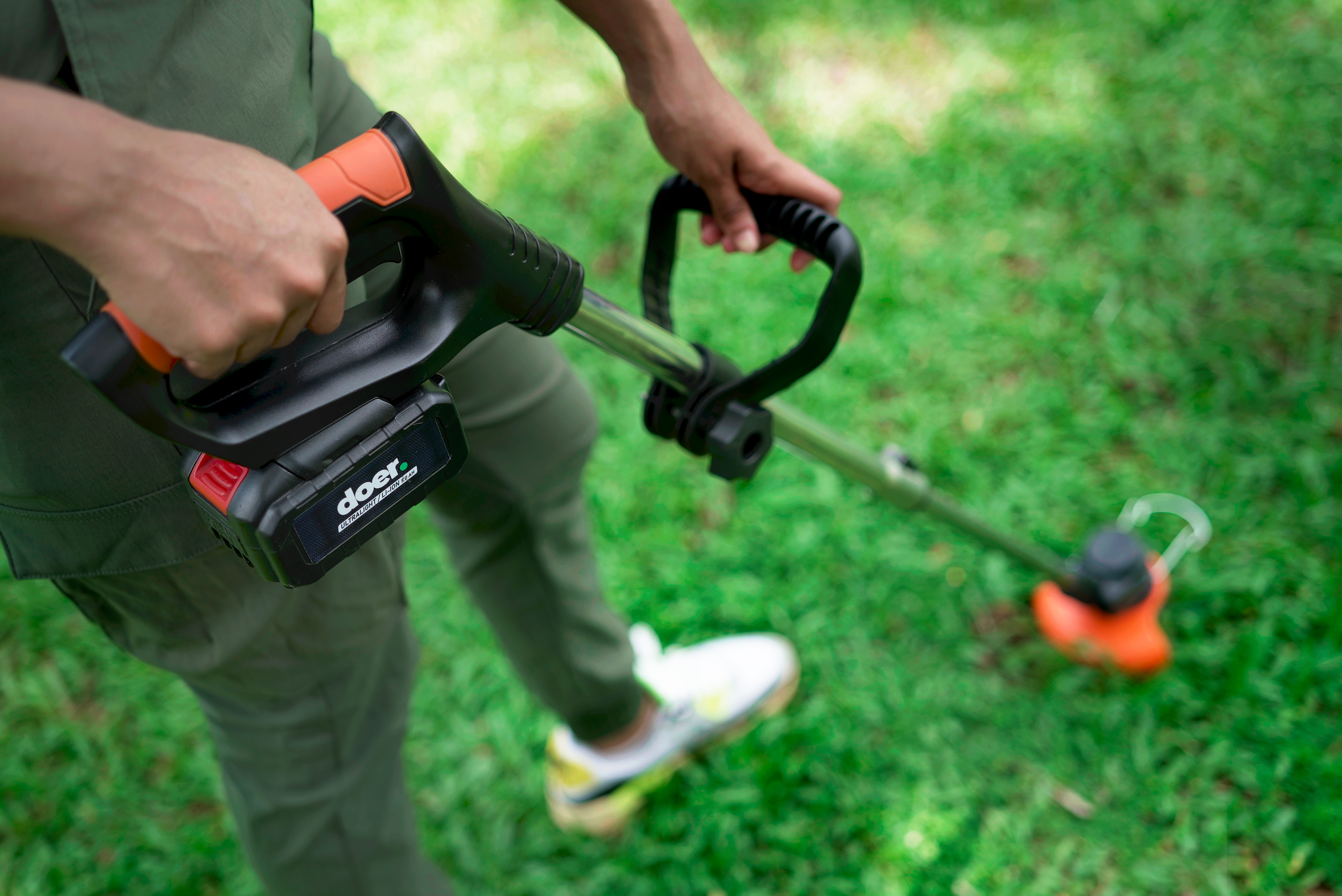 UltraLight Electric Grass Cutter