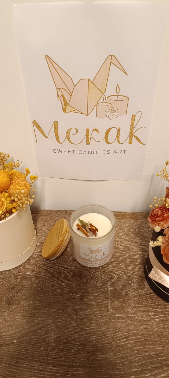 Medium-sized Scented Candles