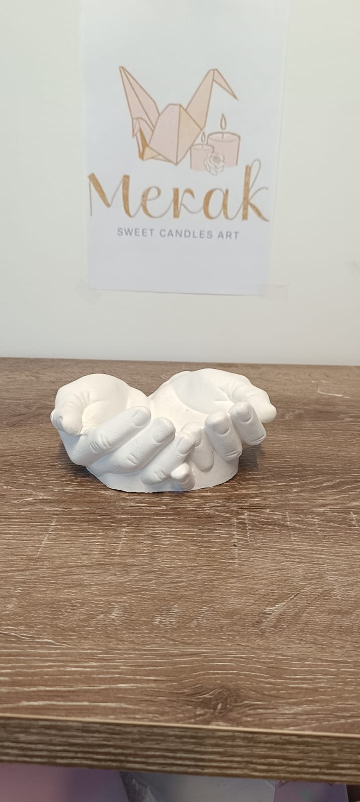 medium-sized plaster sculptures