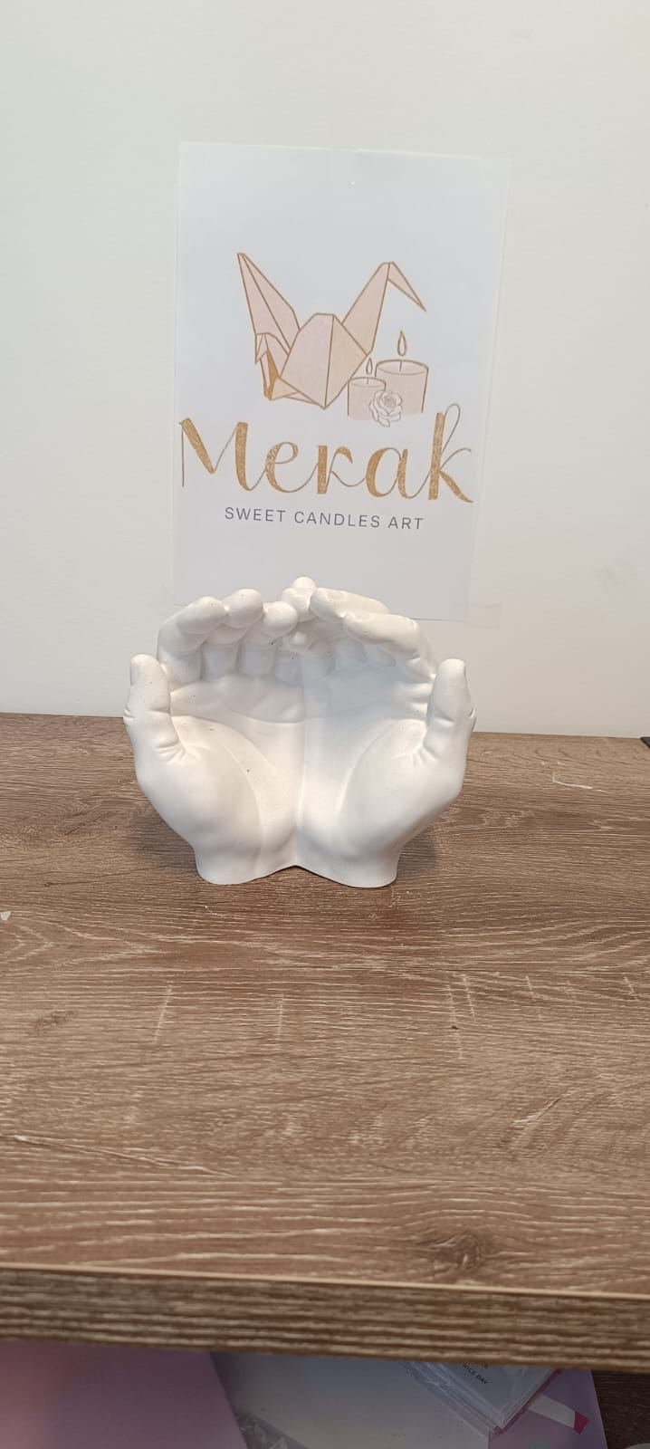 medium-sized plaster sculptures