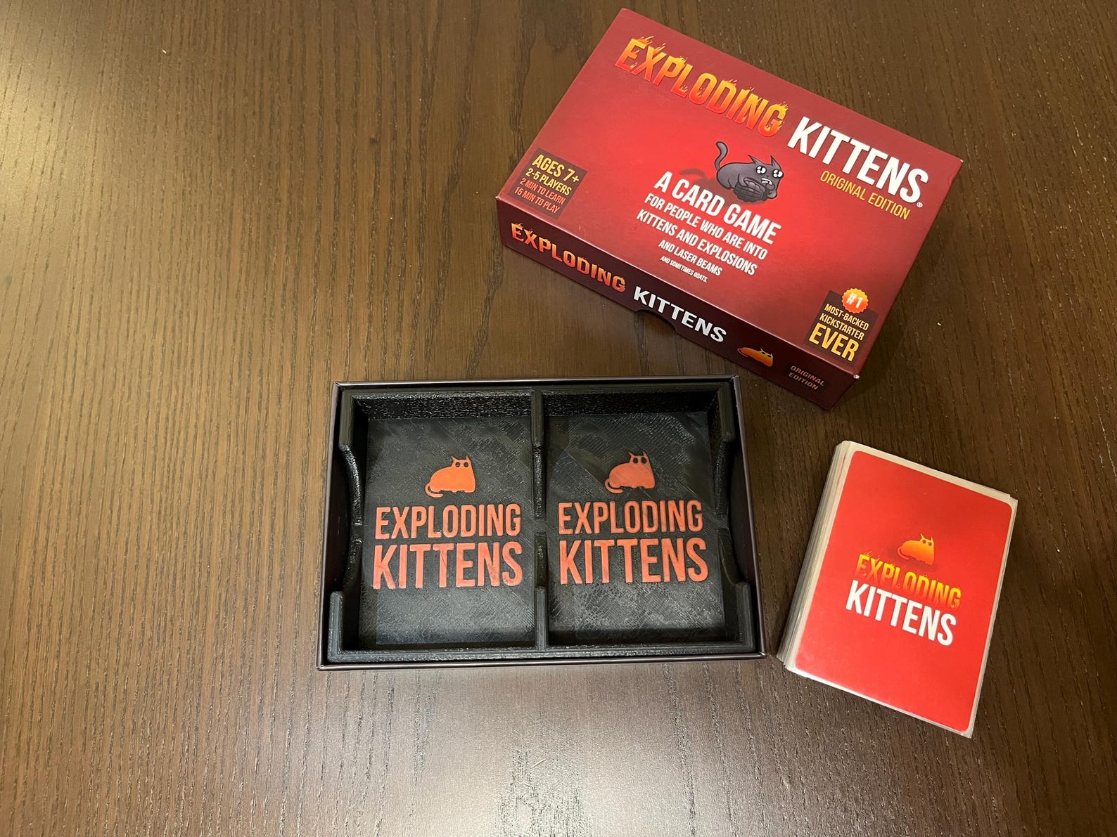 Organizador de Cartas de Exploding Kittens: Compatible con Cartas Enfundadas y Manual
