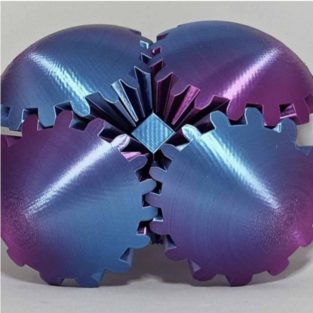 The Twisting Magic Gear Globe