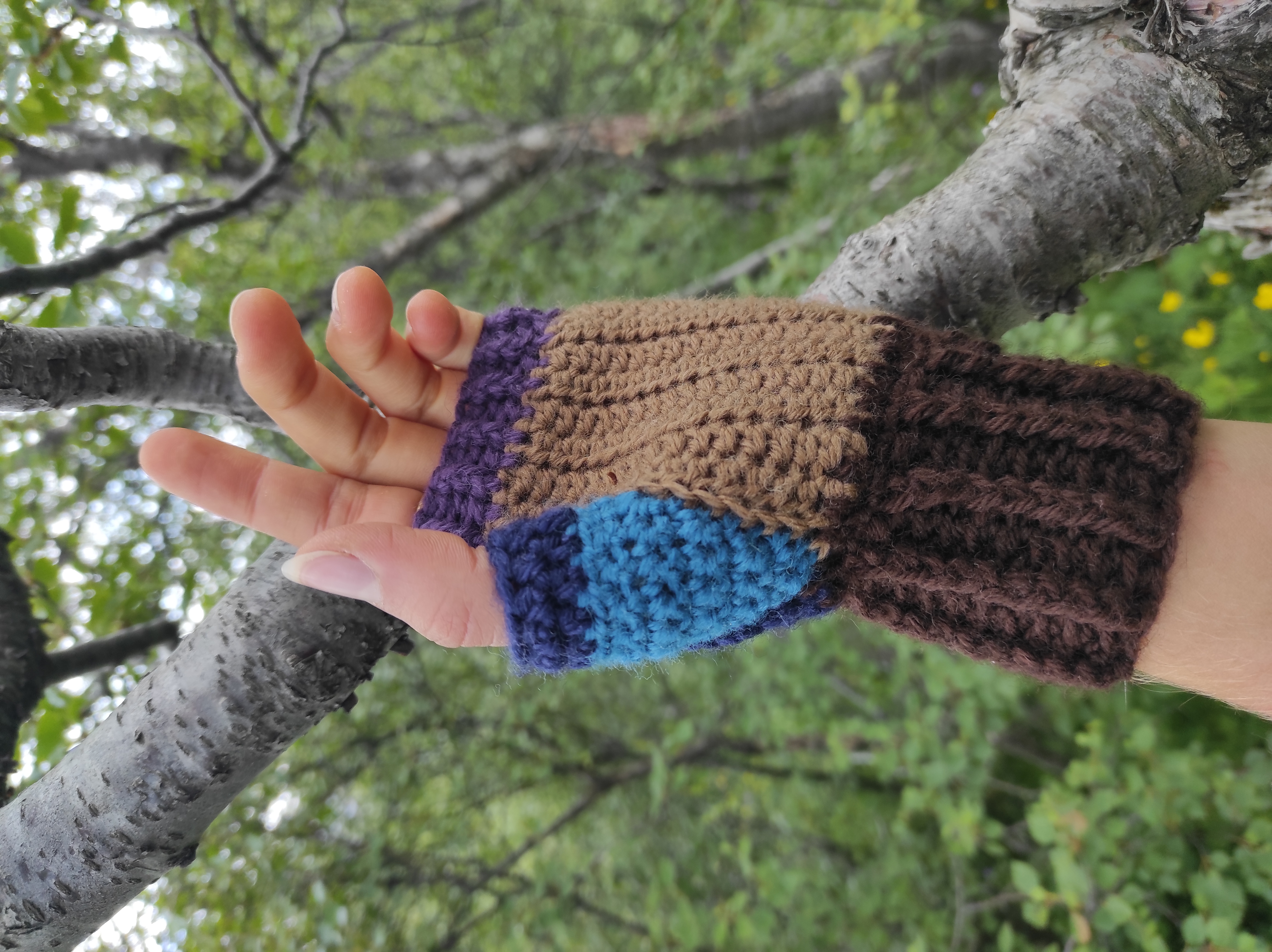 Spiral Fingerless Mittens