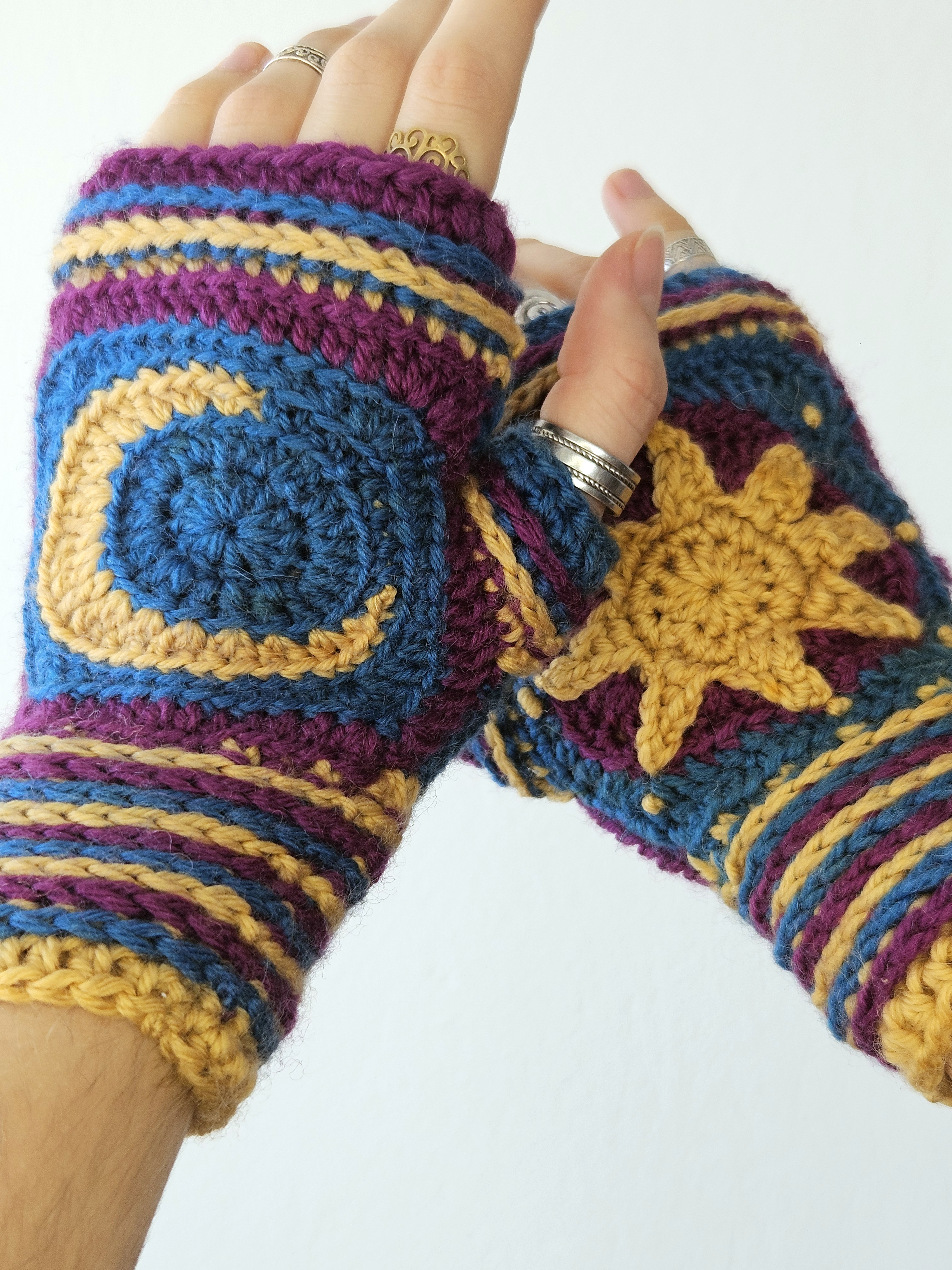 Sun&Moon Fingerless Mittens