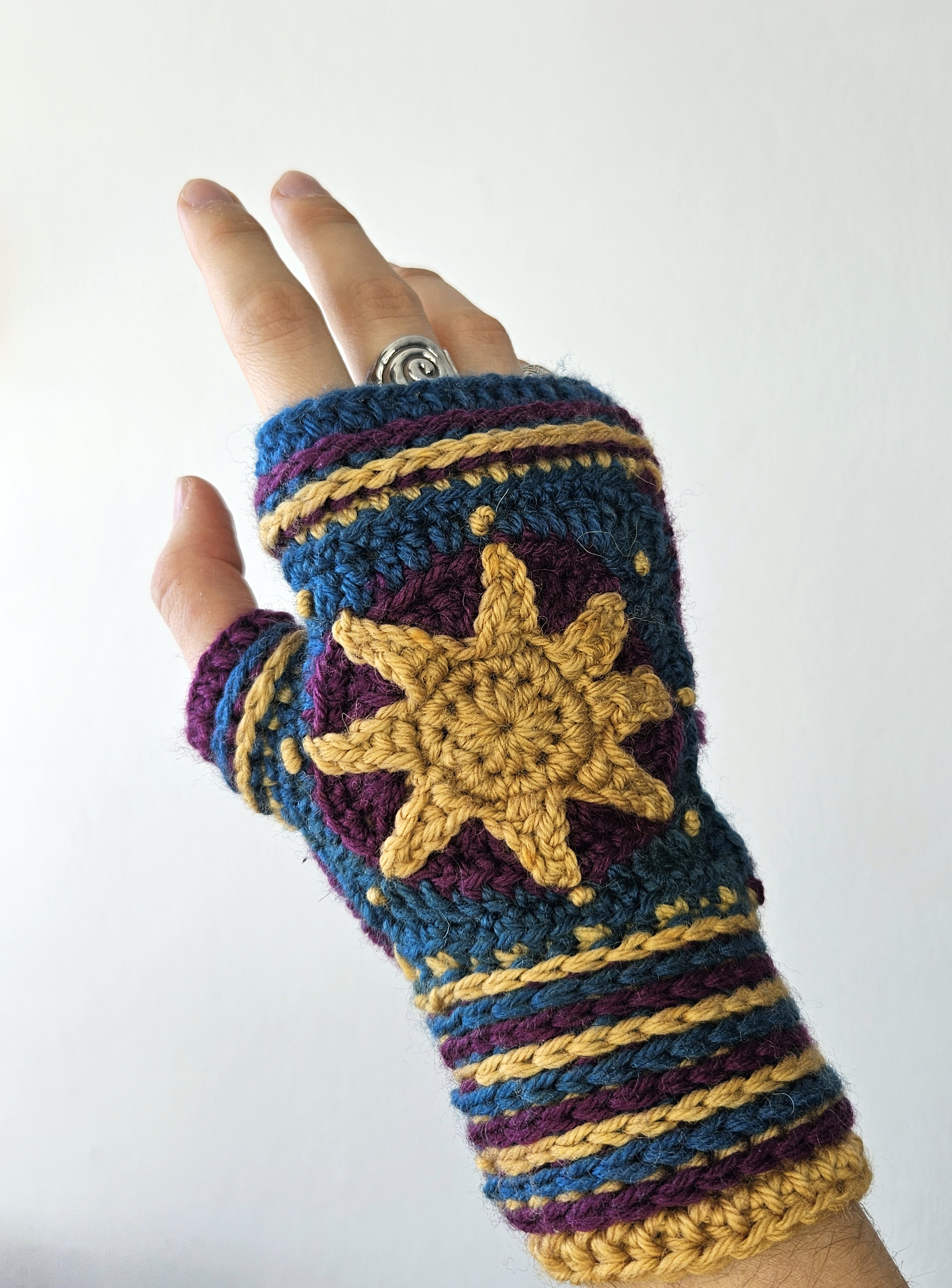 Sun&Moon Fingerless Mittens