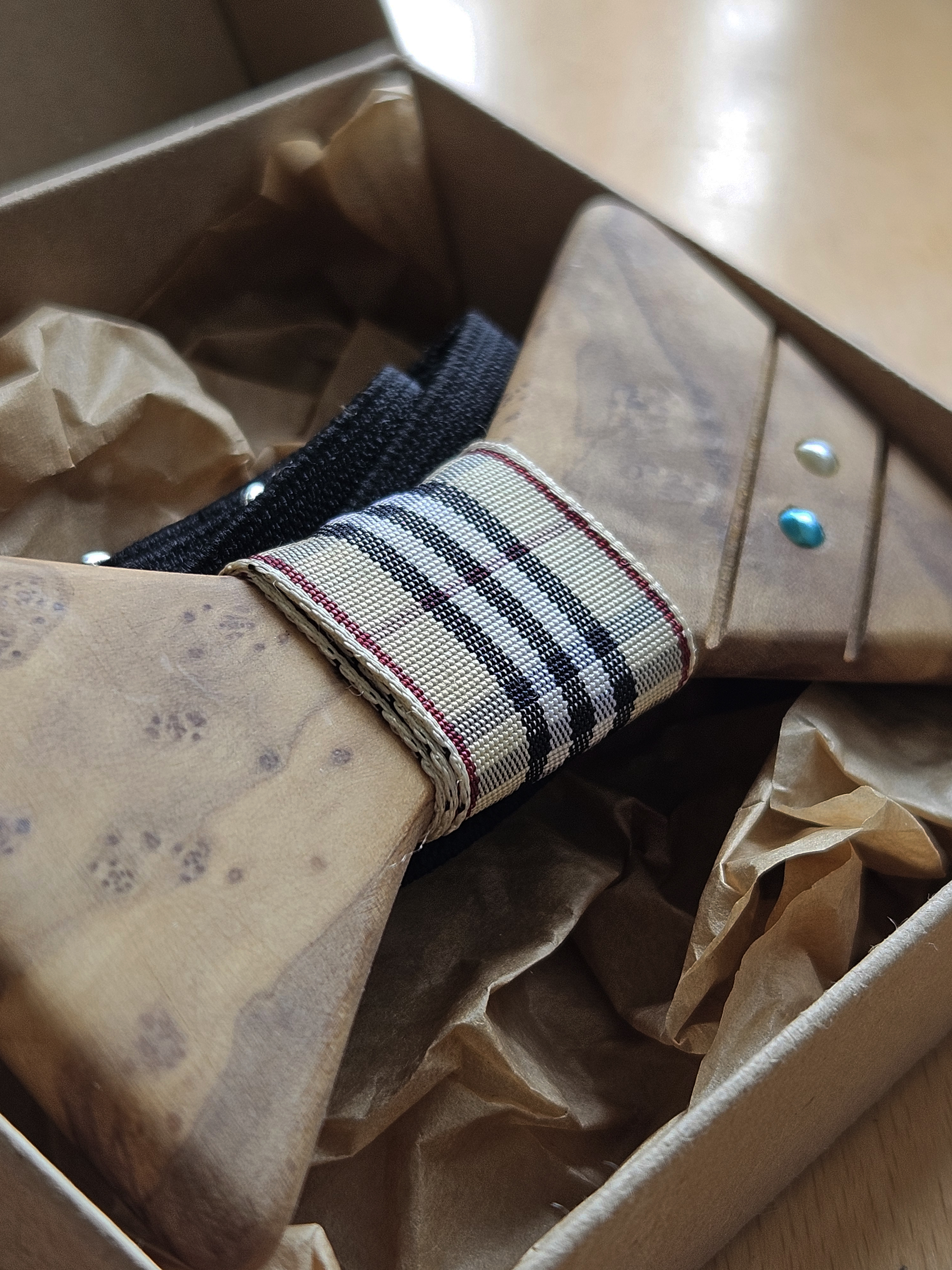 Handcrafted Wooden Bow-tie