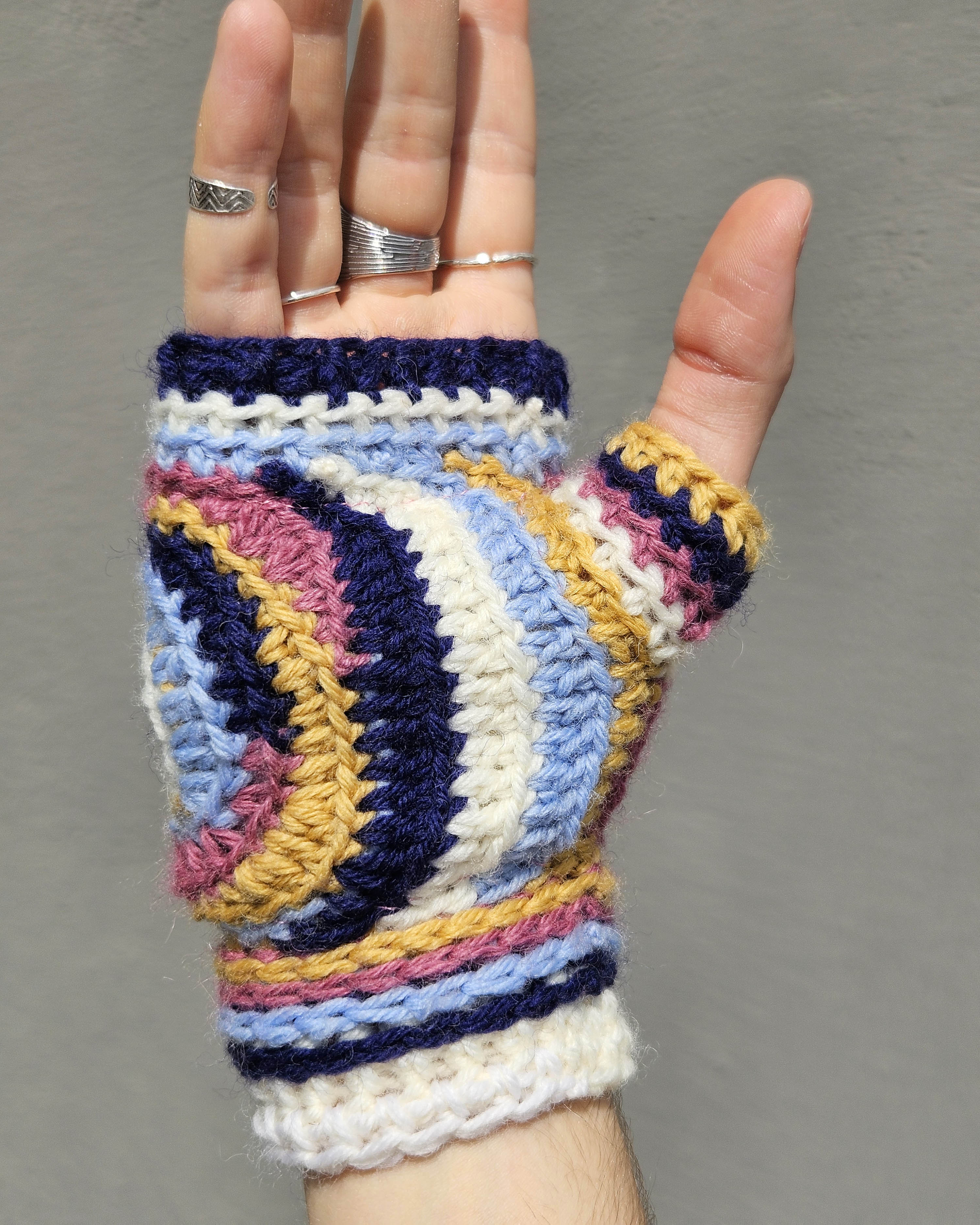 Spiral Fingerless Mittens