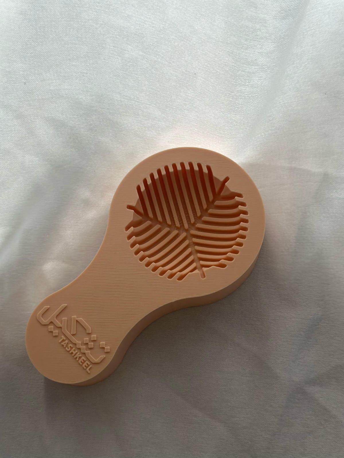 قالب معمول بنقشة دائرية