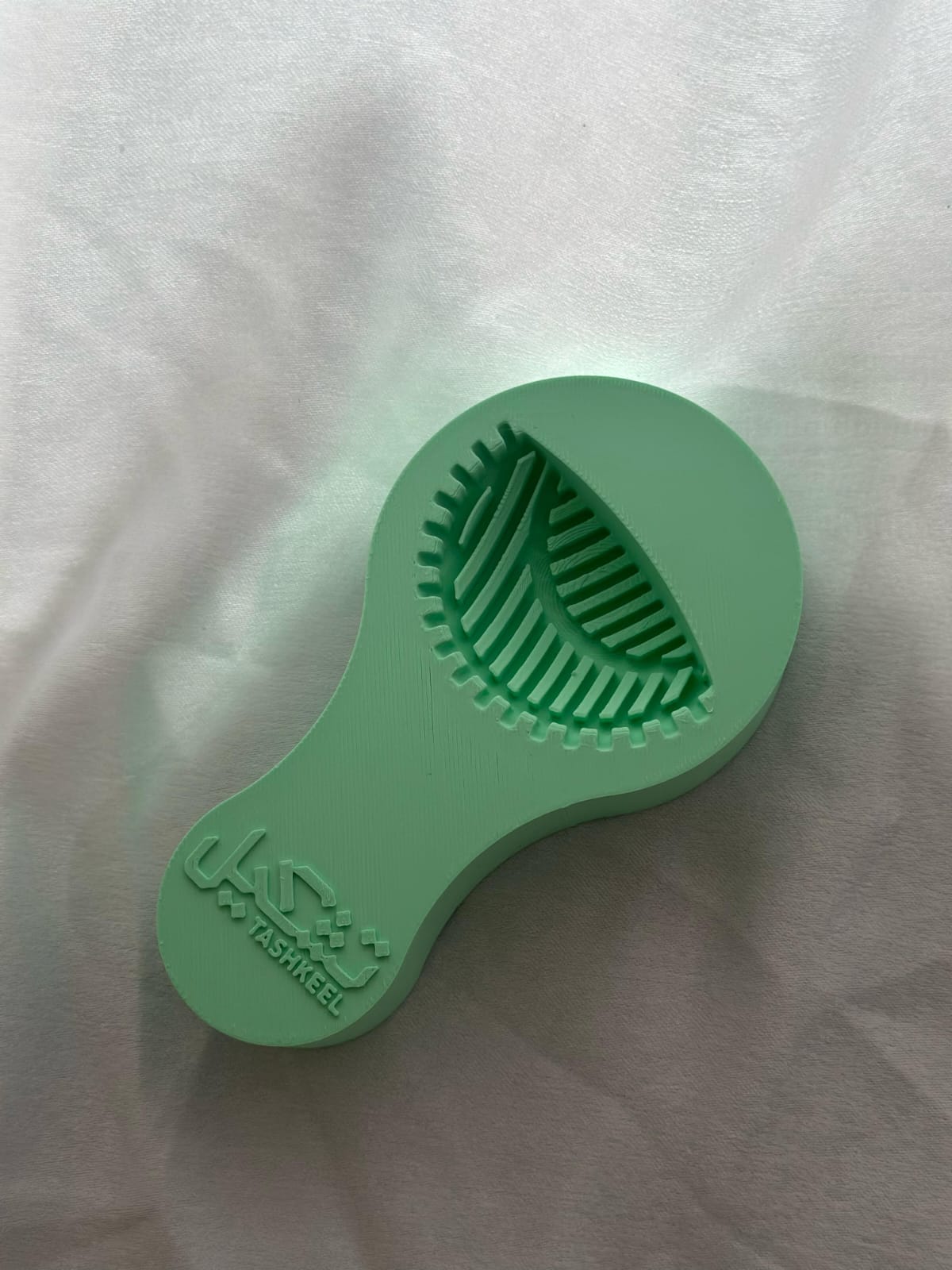 قالب معمول بنقشة هلال