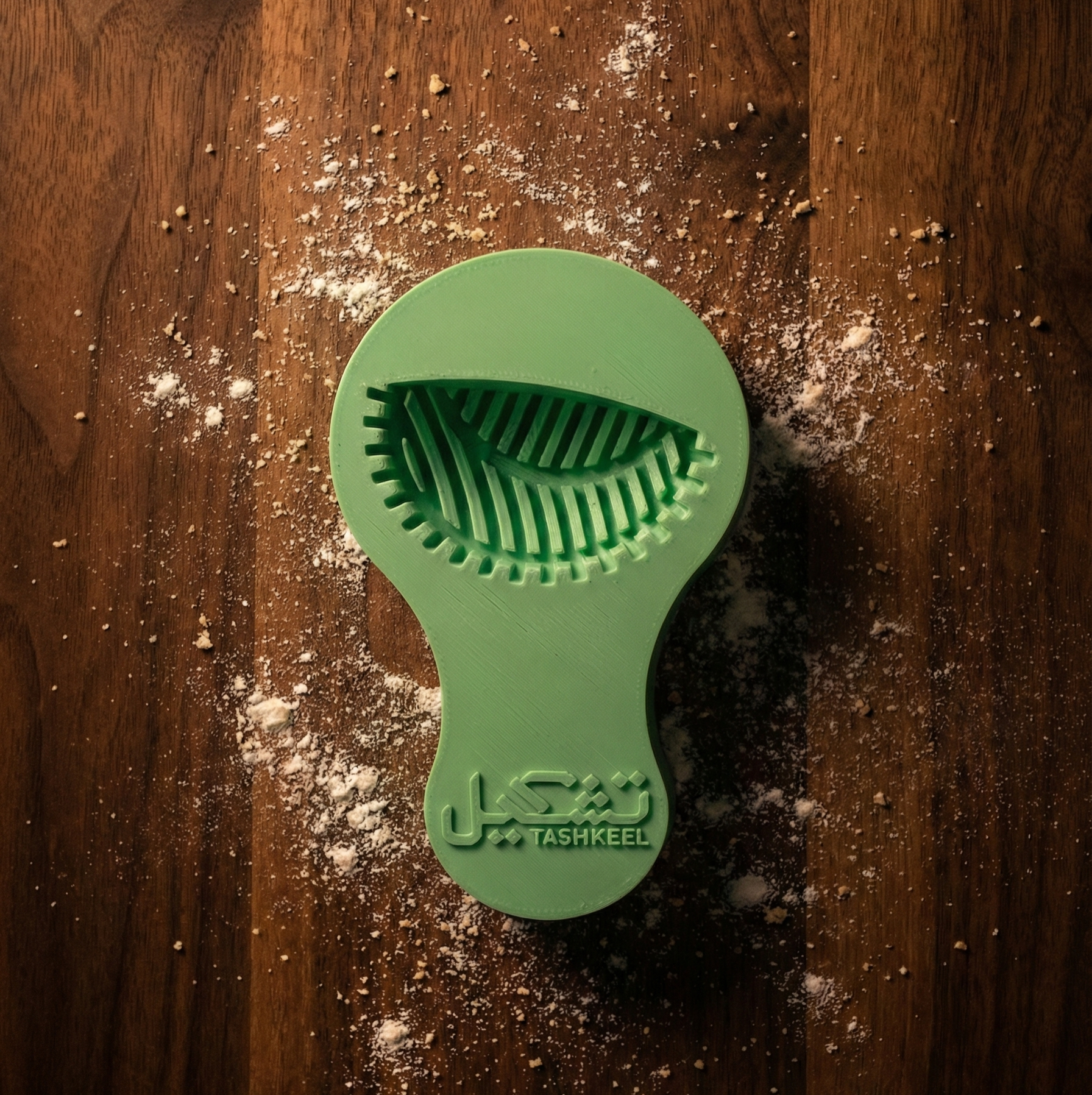 قالب معمول بنقشة هلال