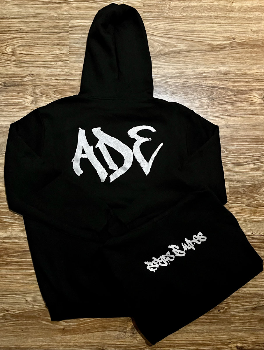 Limited “Išėjęs Iš Mados” Black Hoodie