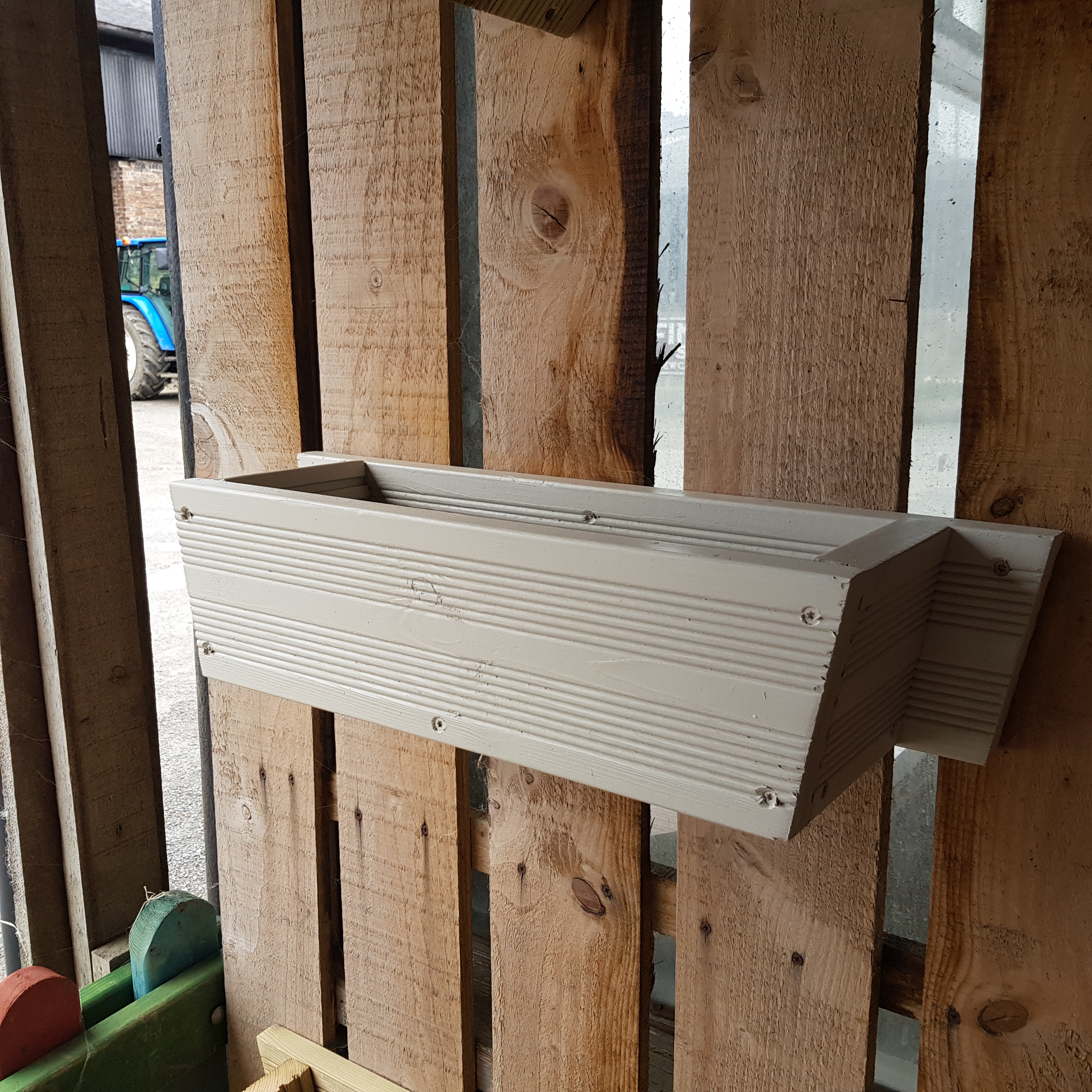 Greenlee Lough Wall Mounted Planter