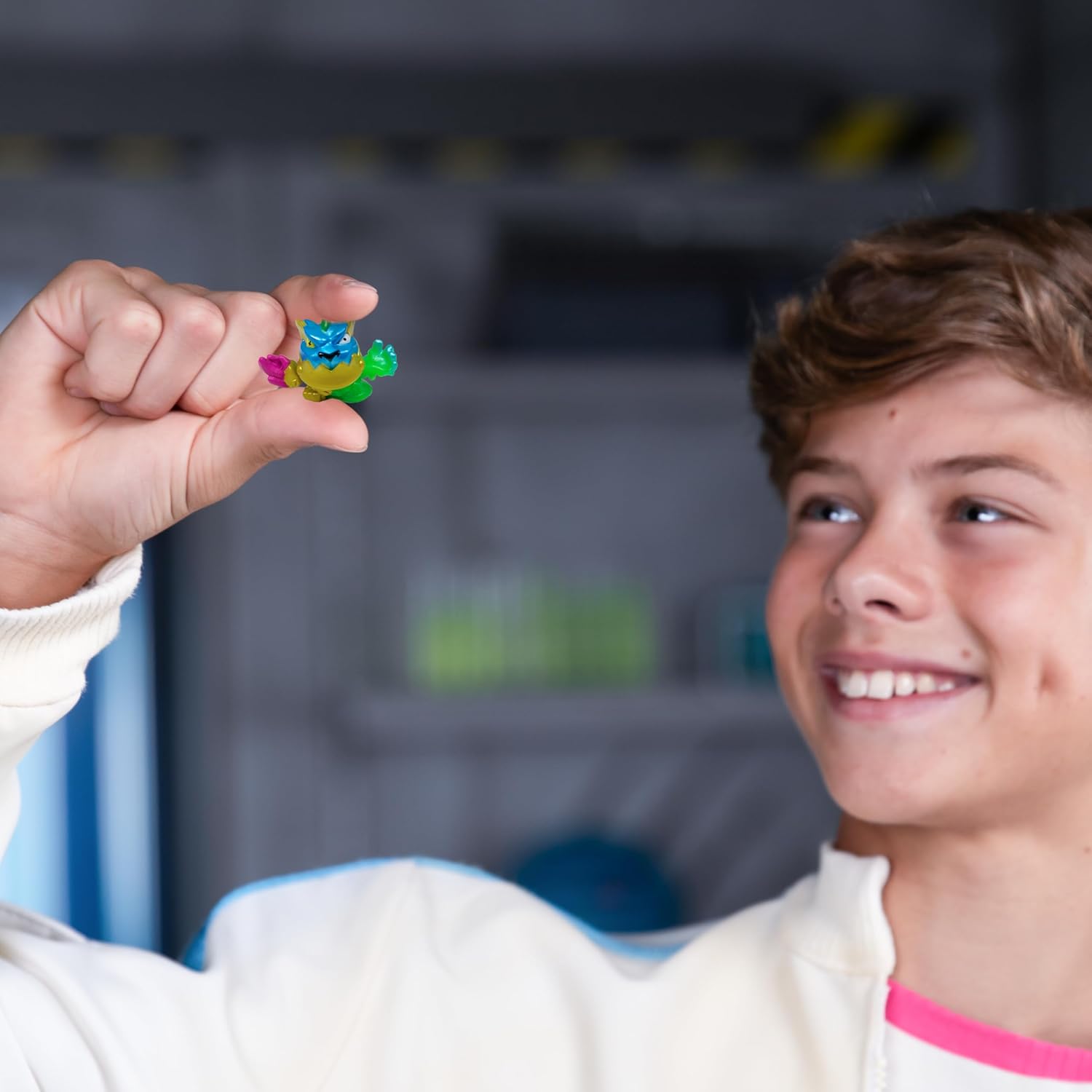 MrBeast Lab Swarms Series 2, Atomic Series