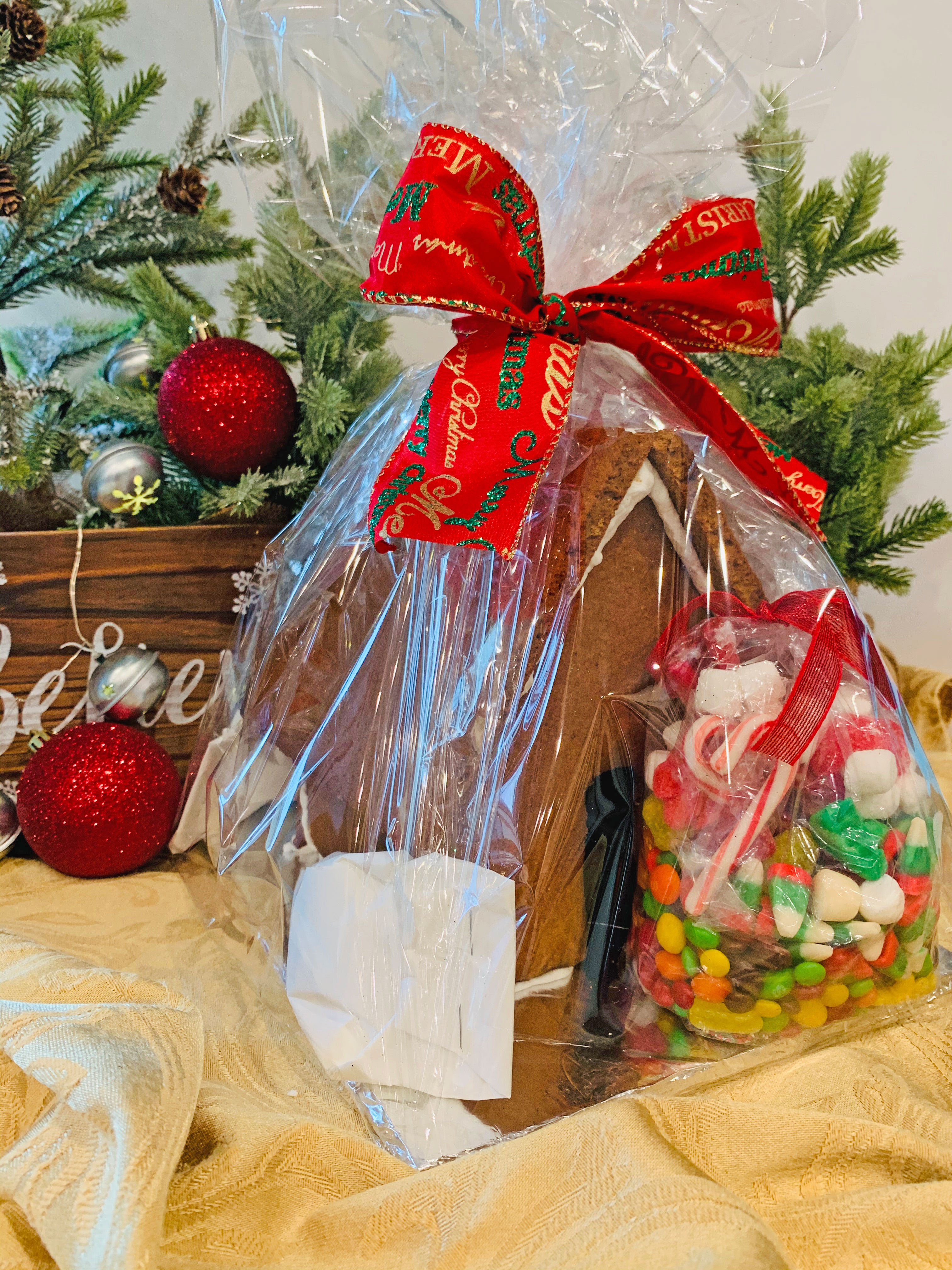 Large Gingerbread House Kit