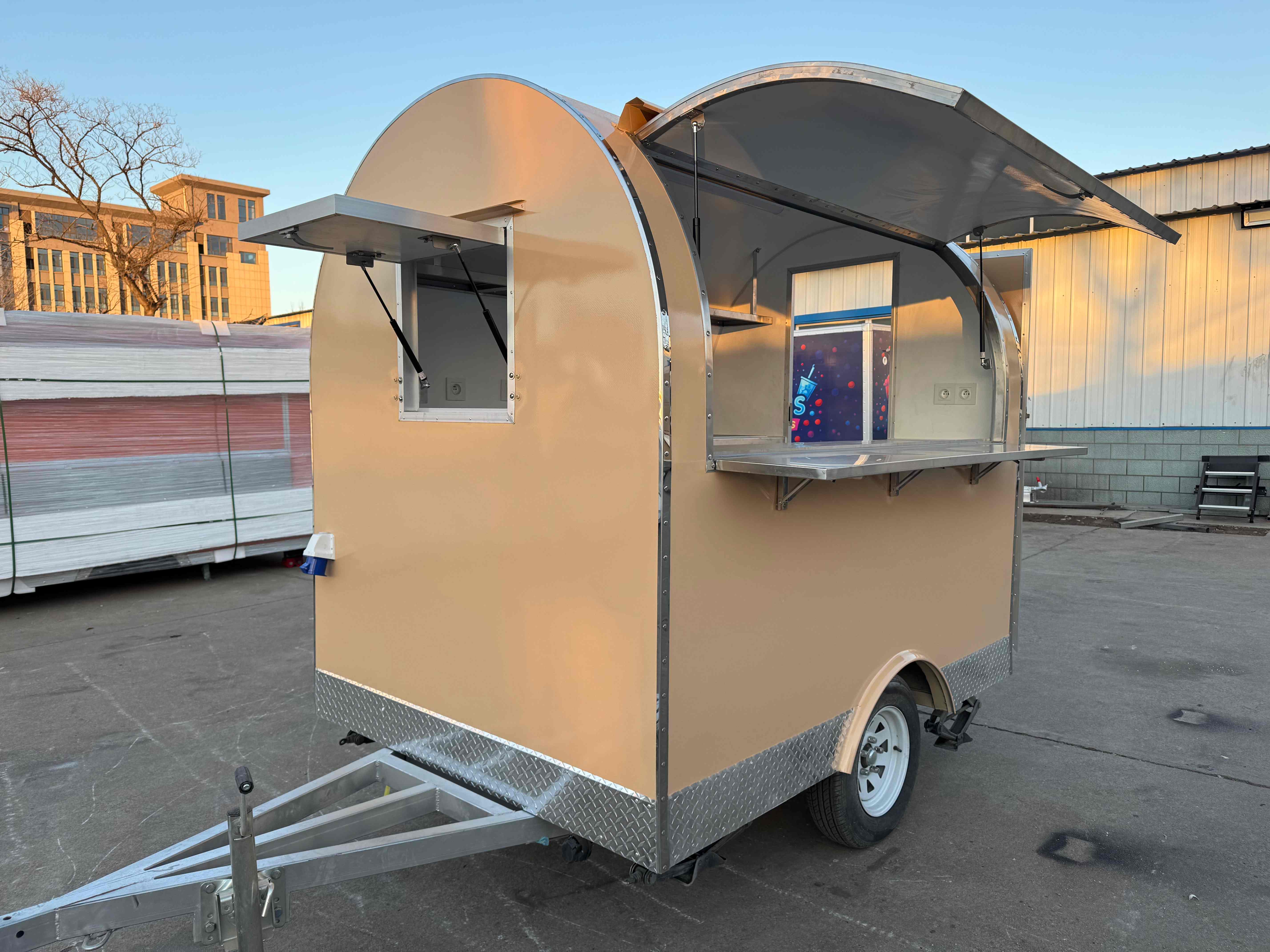 Foodtrailer TF-DR Nouvelle Génération 220x160 Beige