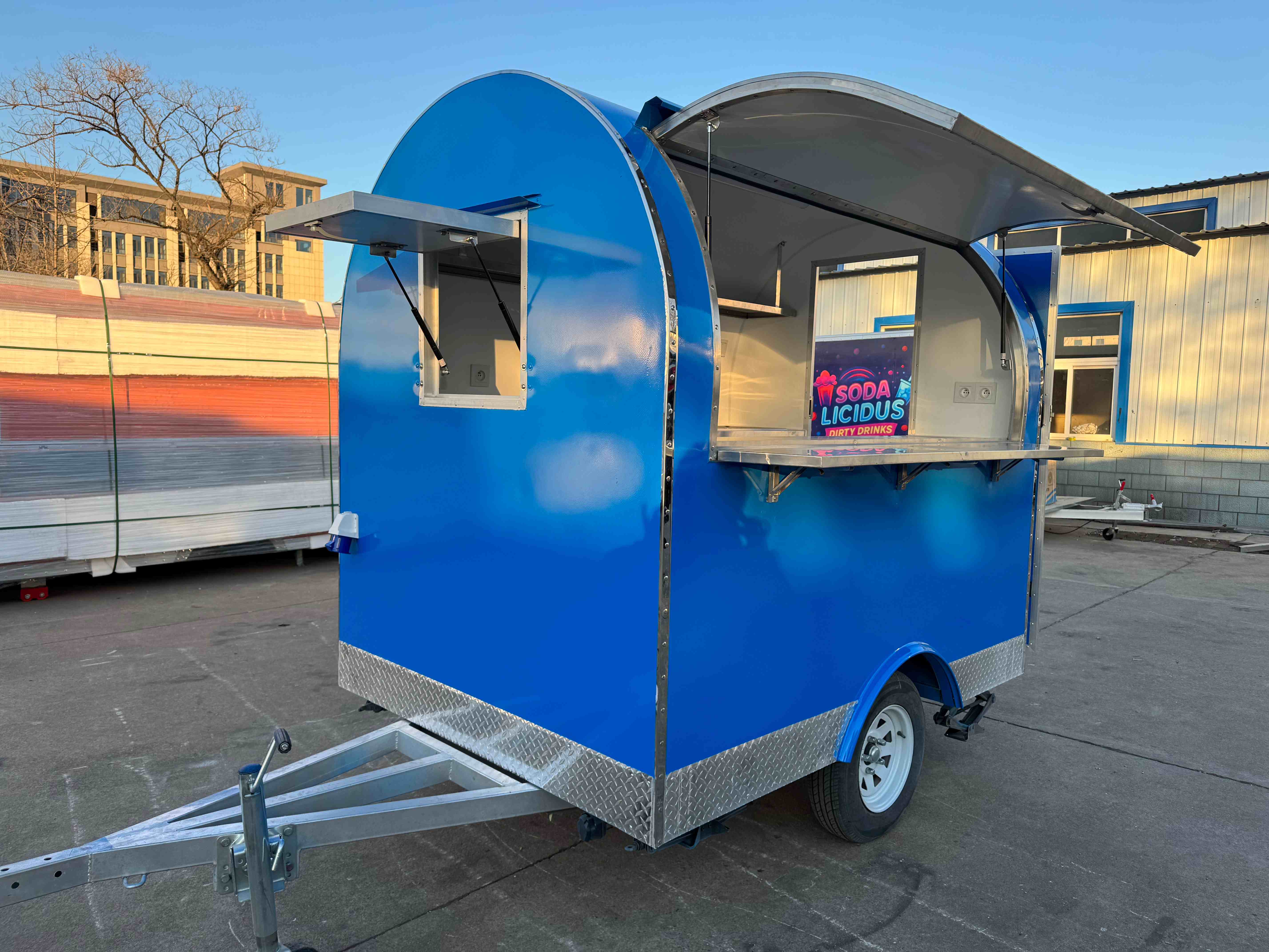 Foodtrailer TF-DR Nouvelle Génération 220x160 Bleu ciel Frigo/congel