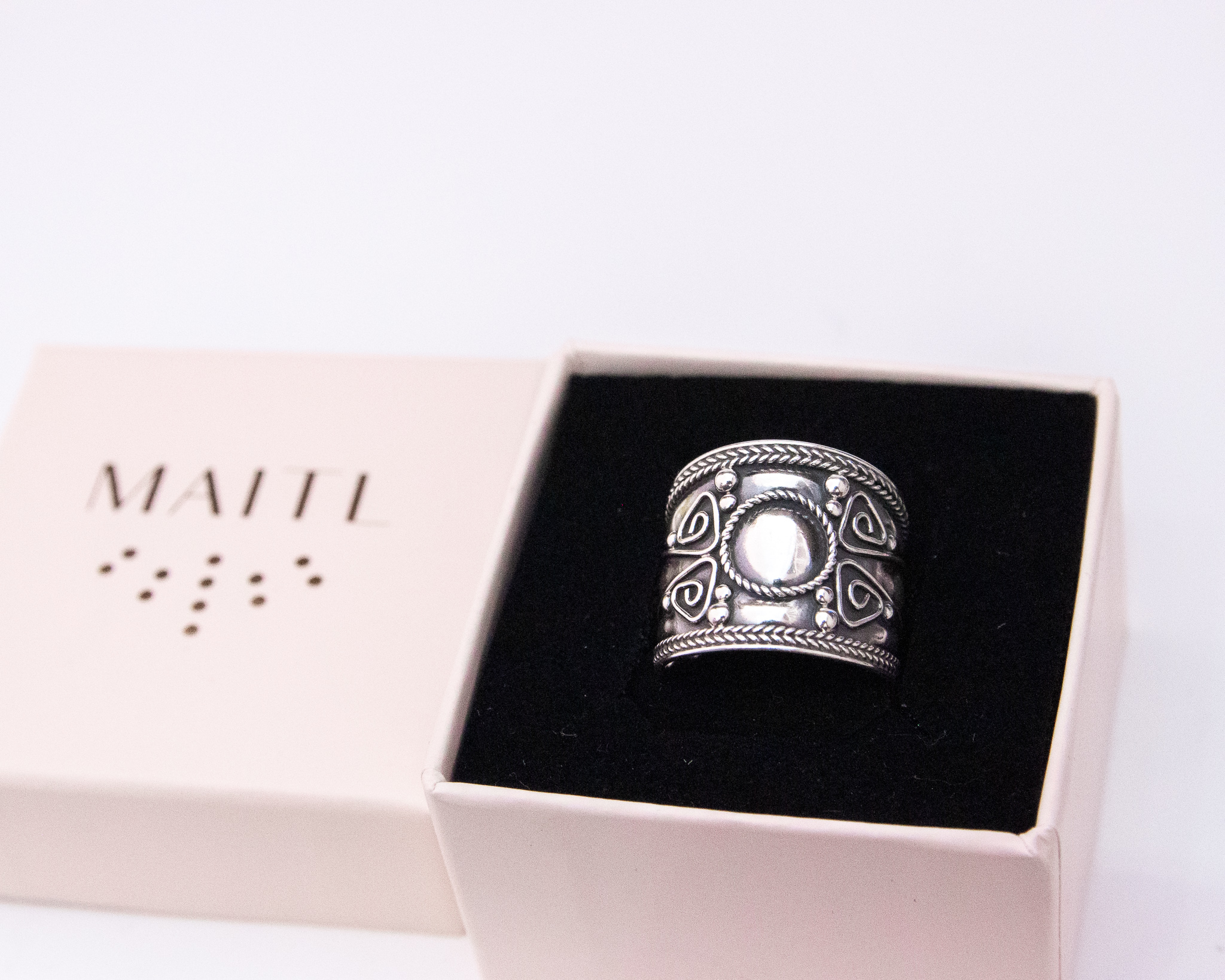 Anillo de plata