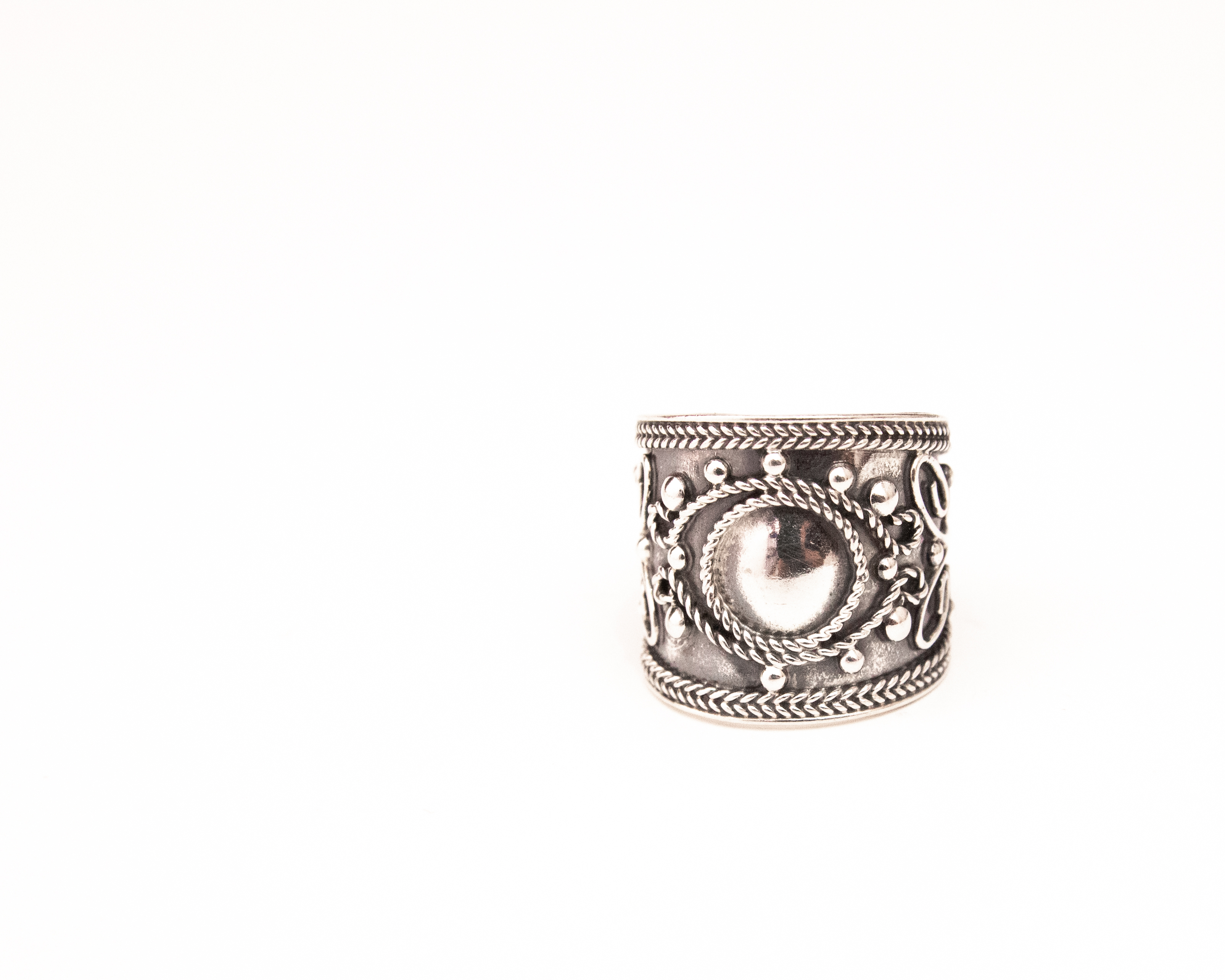 Anillo de plata