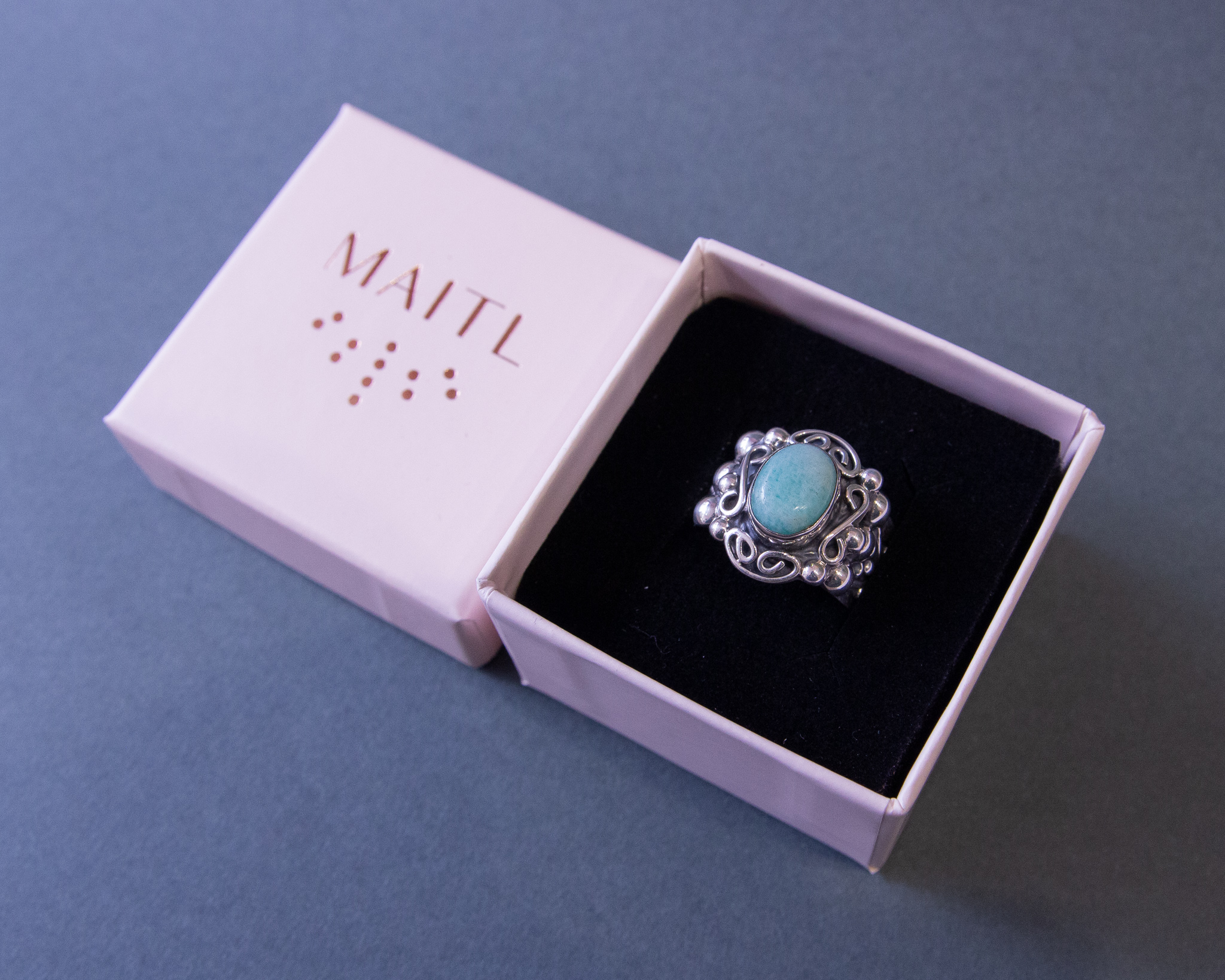 Anillo de plata con amazonita