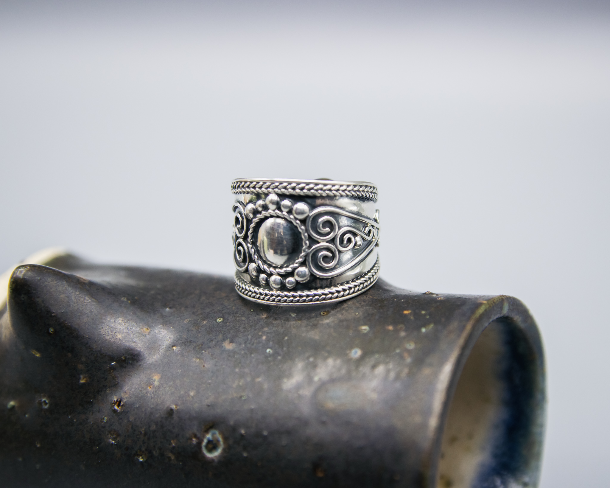 Anillo de plata ancho