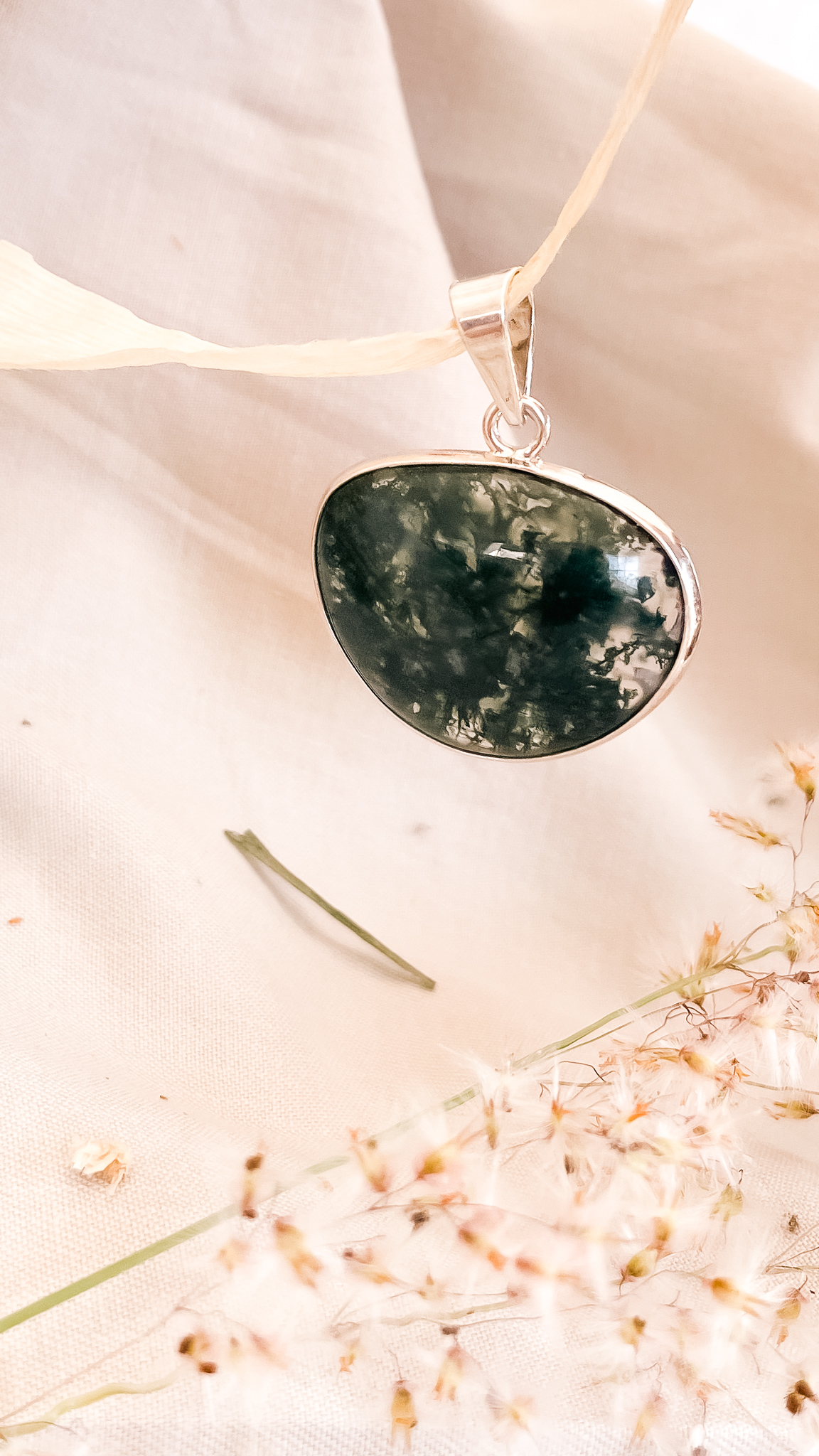 Colgante de plata con ágata musgosa