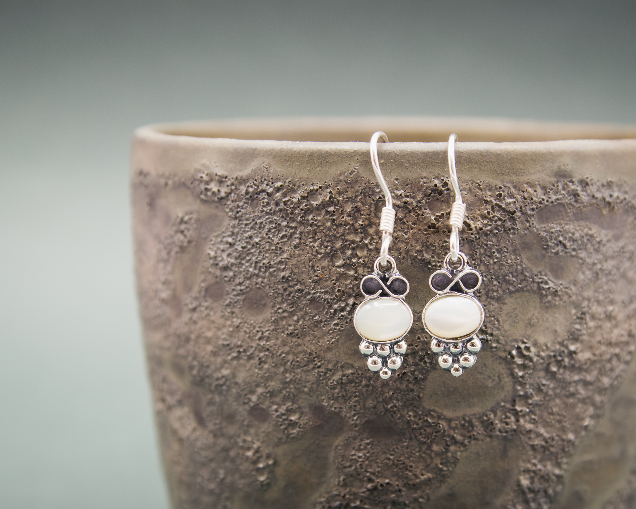 Pendientes de plata con madre perla
