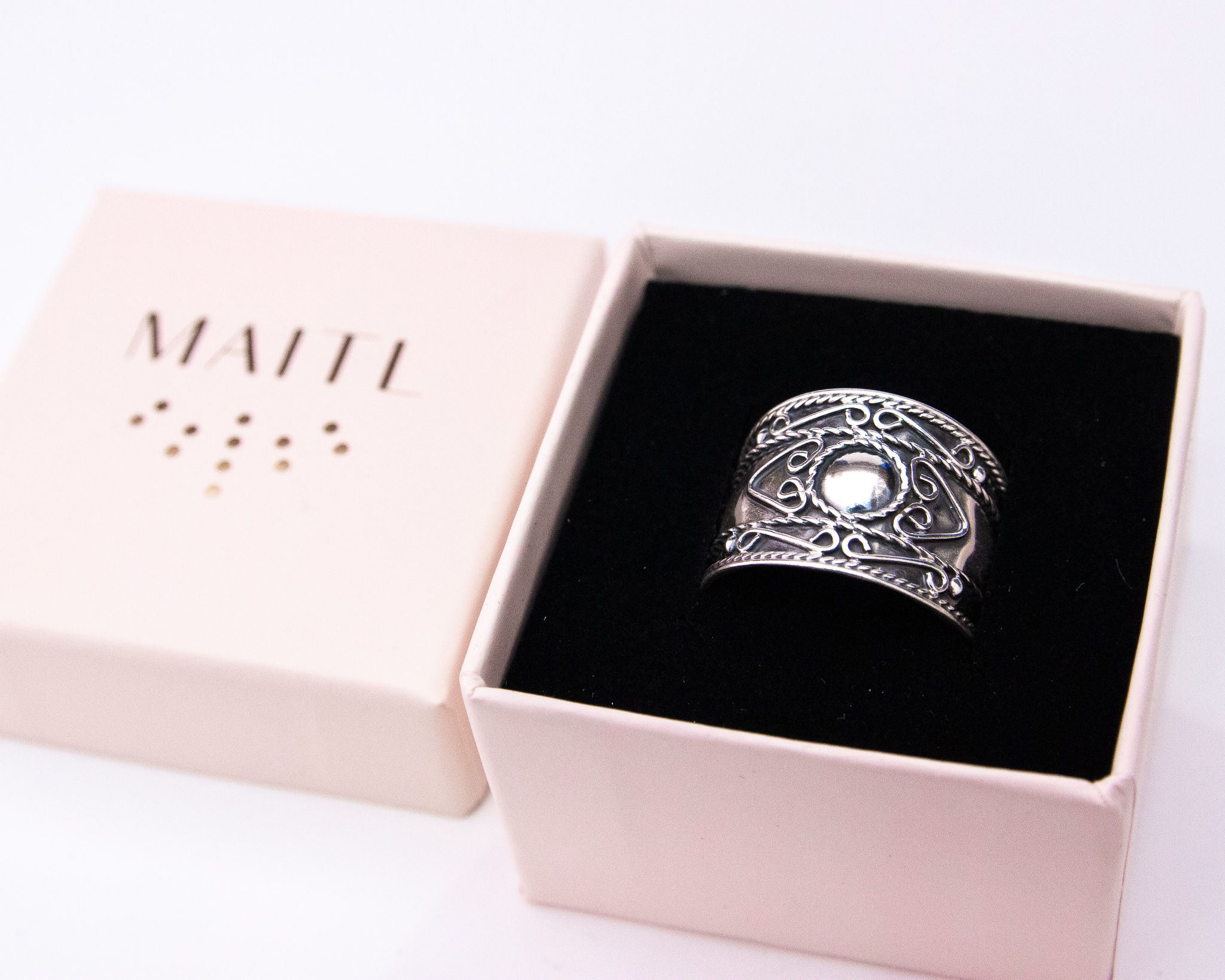 Anillo de plata