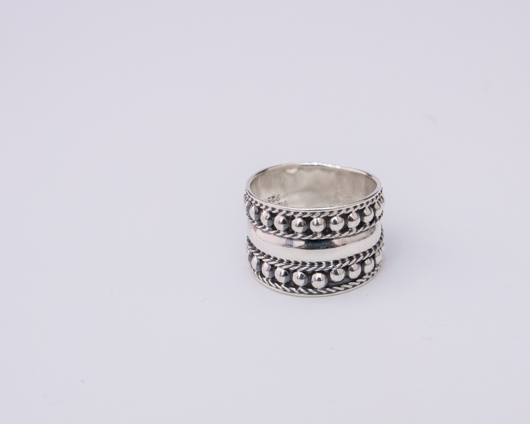 Anillo de plata