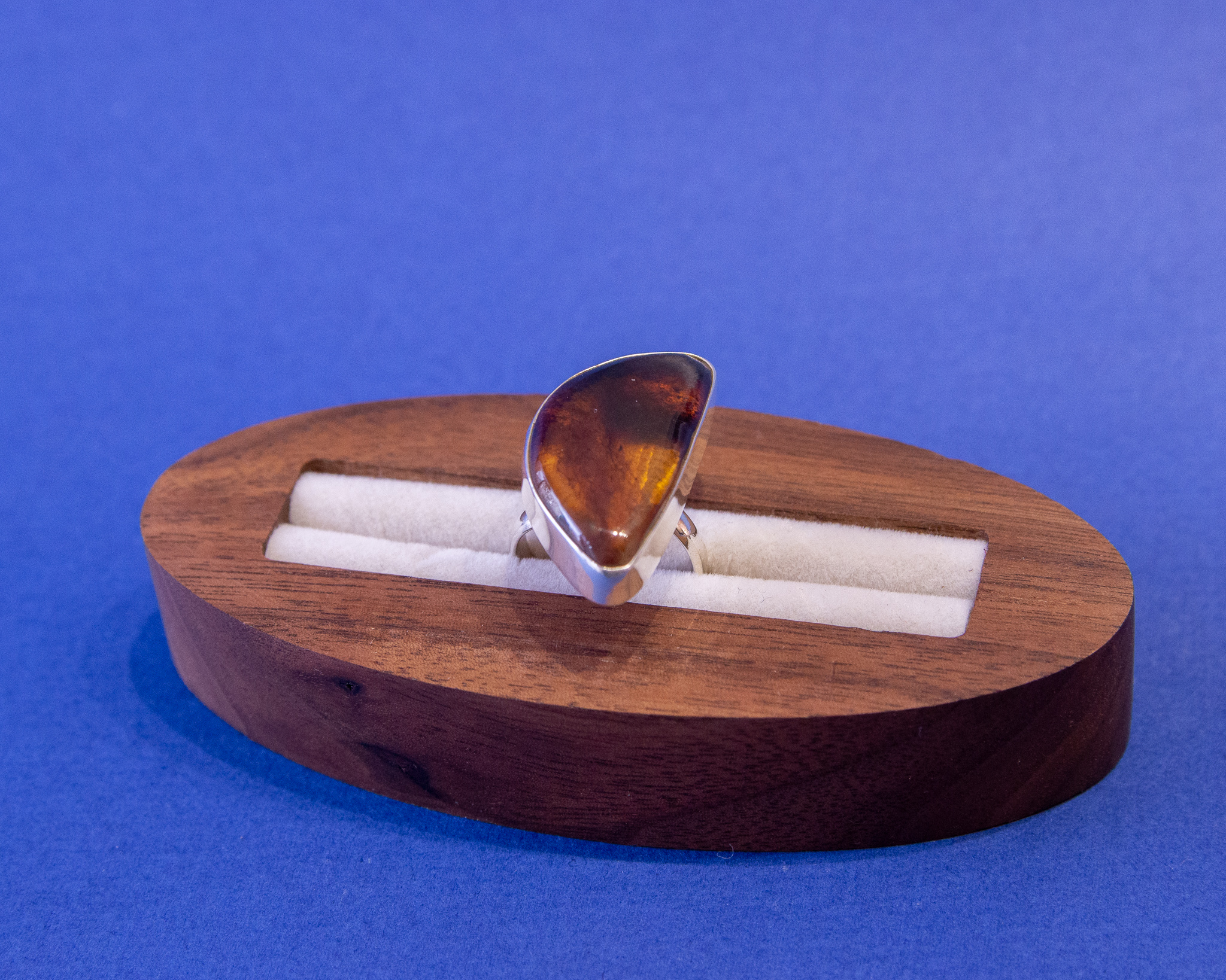 Anillo de plata con ámbar mexicano