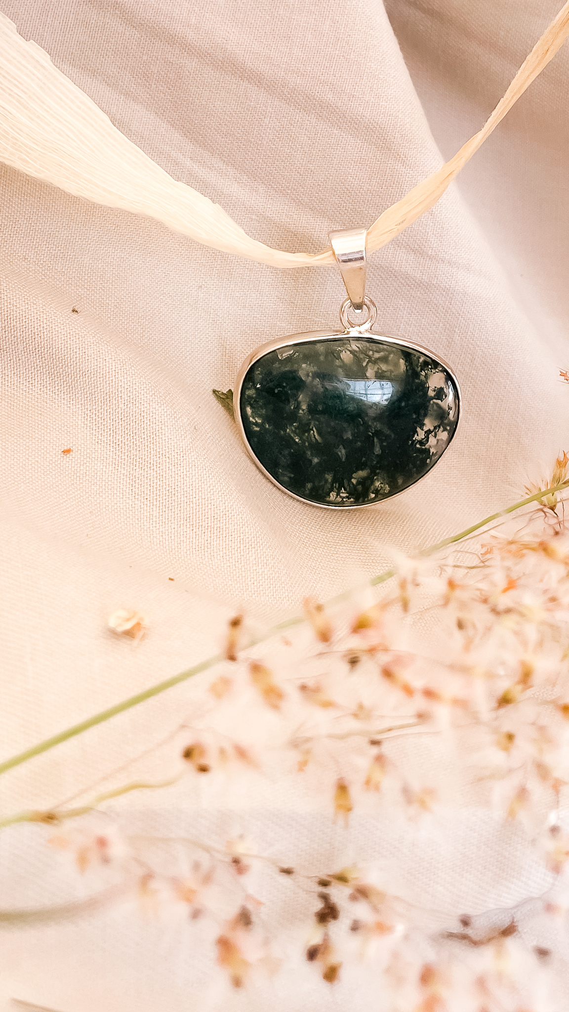 Colgante de plata con ágata musgosa