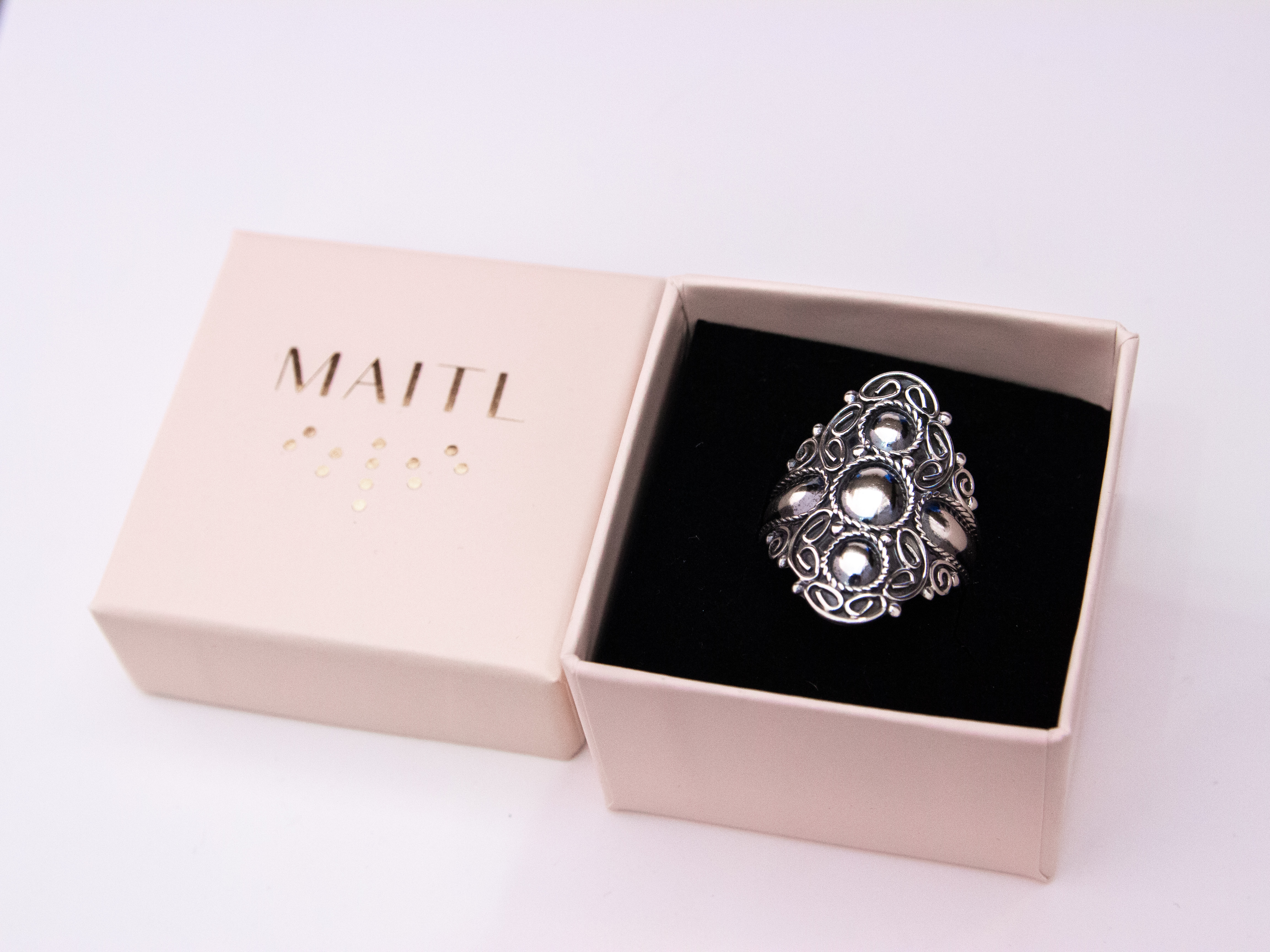 Anillo de plata
