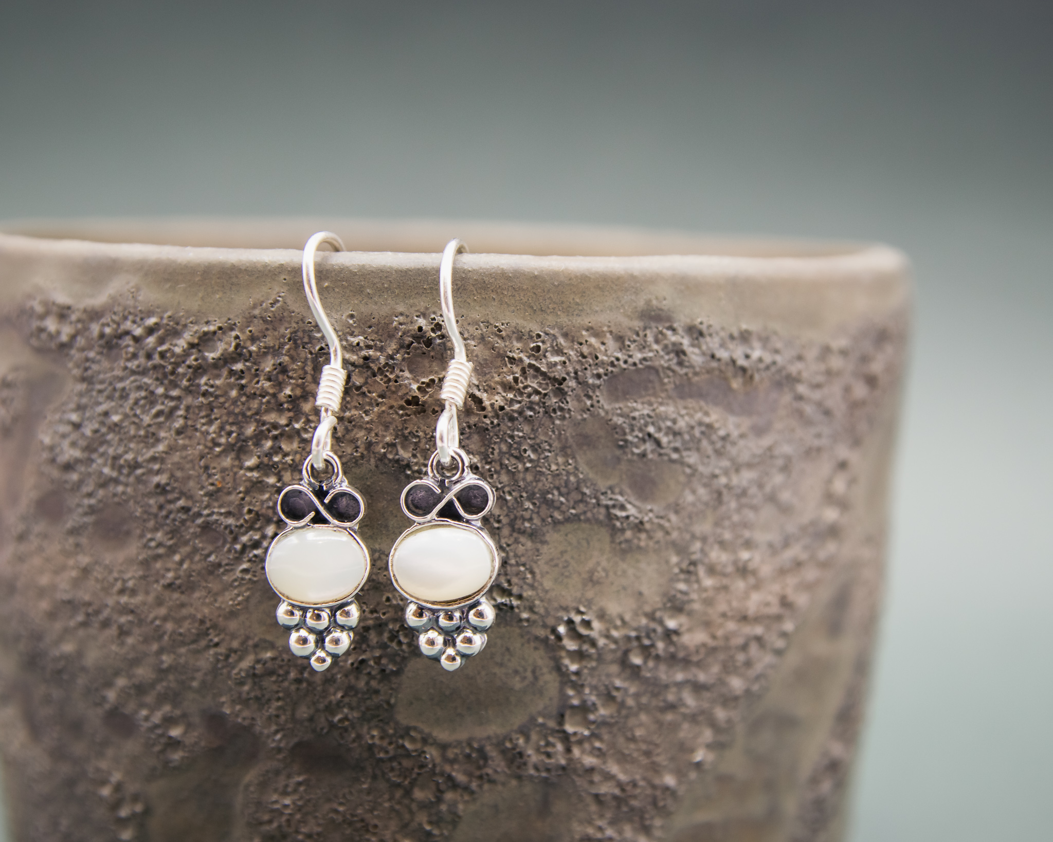 Pendientes de plata con madre perla