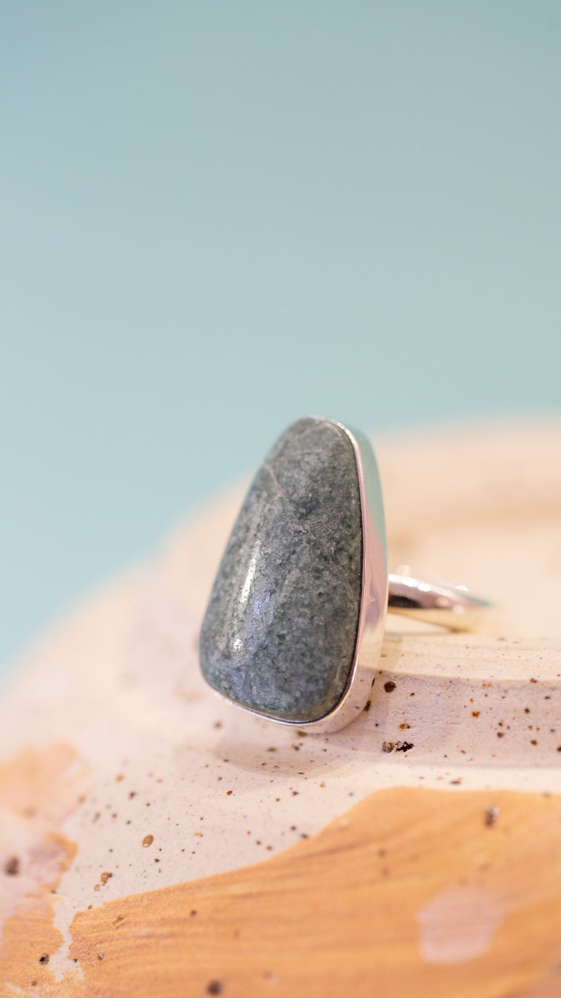 Anillo de plata de ley con jade - Talla ajustable
