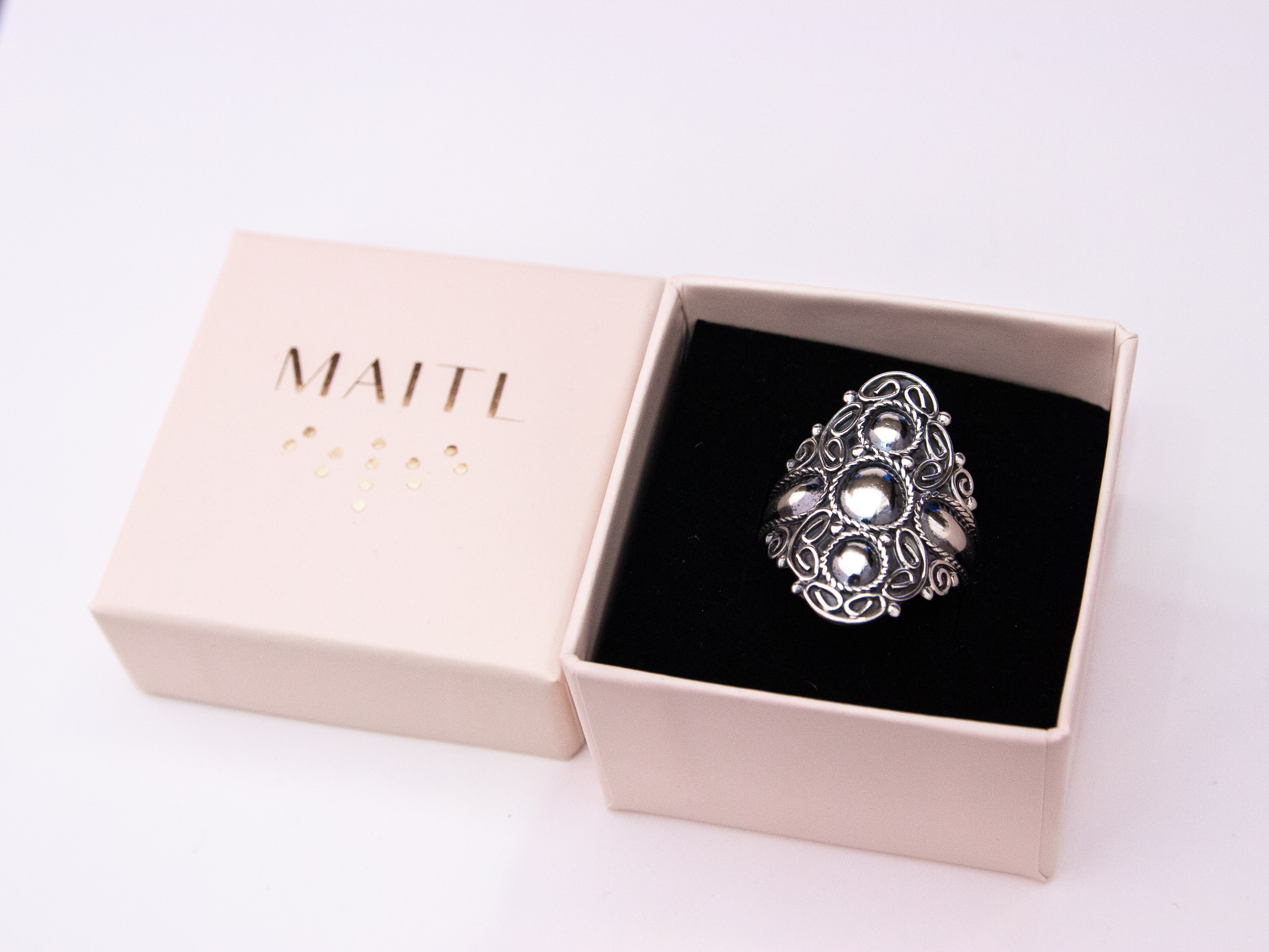 Anillo de plata