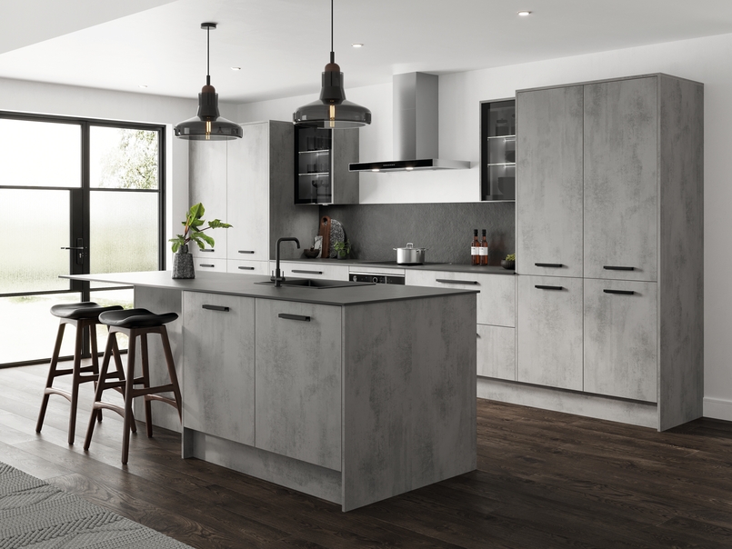 Cuisine d'exposition avec îlot central effet béton -70%