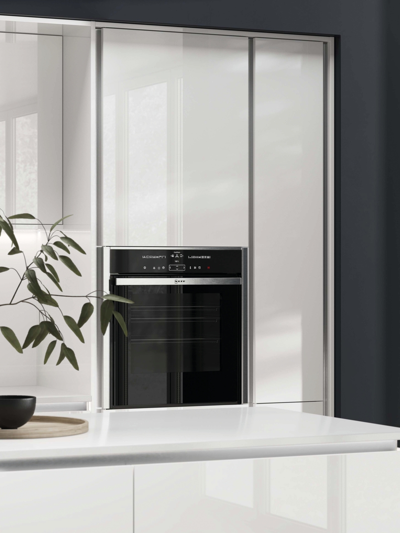 Cuisine d'exposition blanc pur avec îlot central XXL -70%