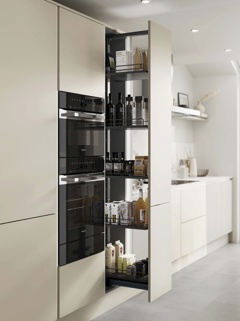 Cuisine d'exposition avec îlot central XXL blanc craie -70%