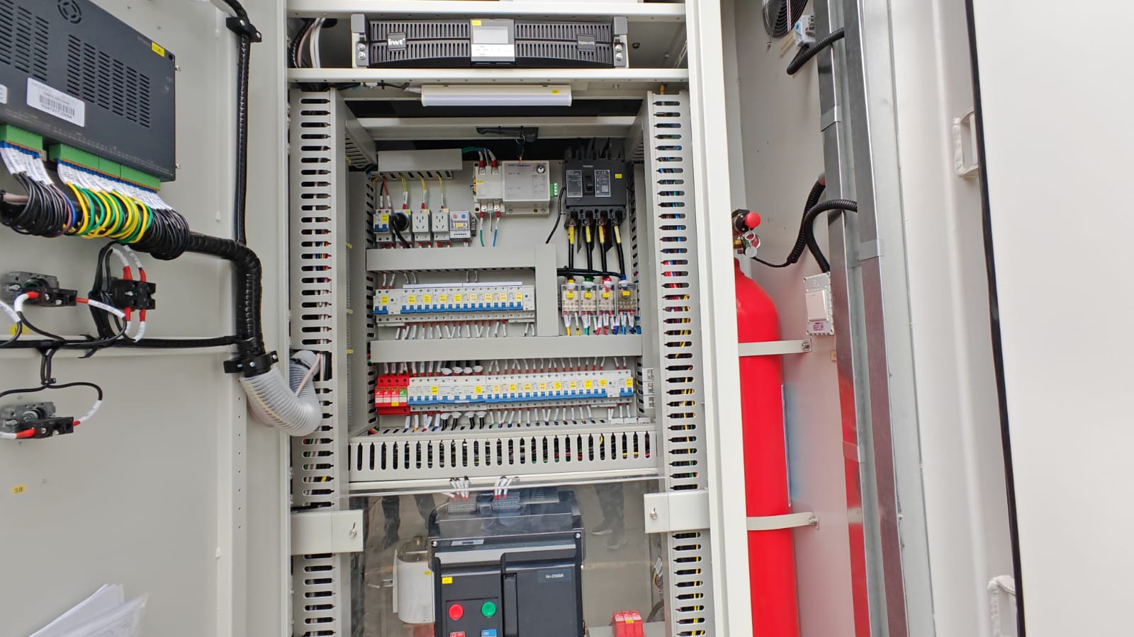 Contenedor industrial para almacenamiento BESS 2.5 MW MICOE-JAFA