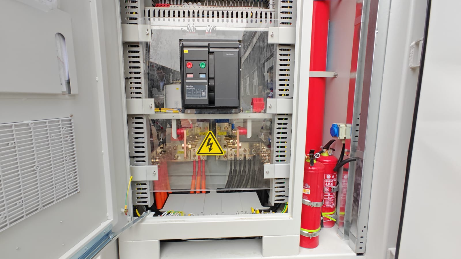 Contenedor industrial para almacenamiento BESS 2.5 MW MICOE-JAFA