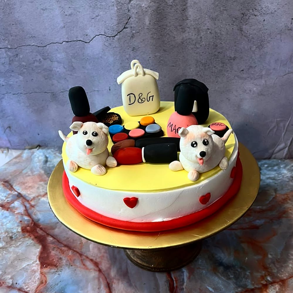 Designer Makeup Theme Cake