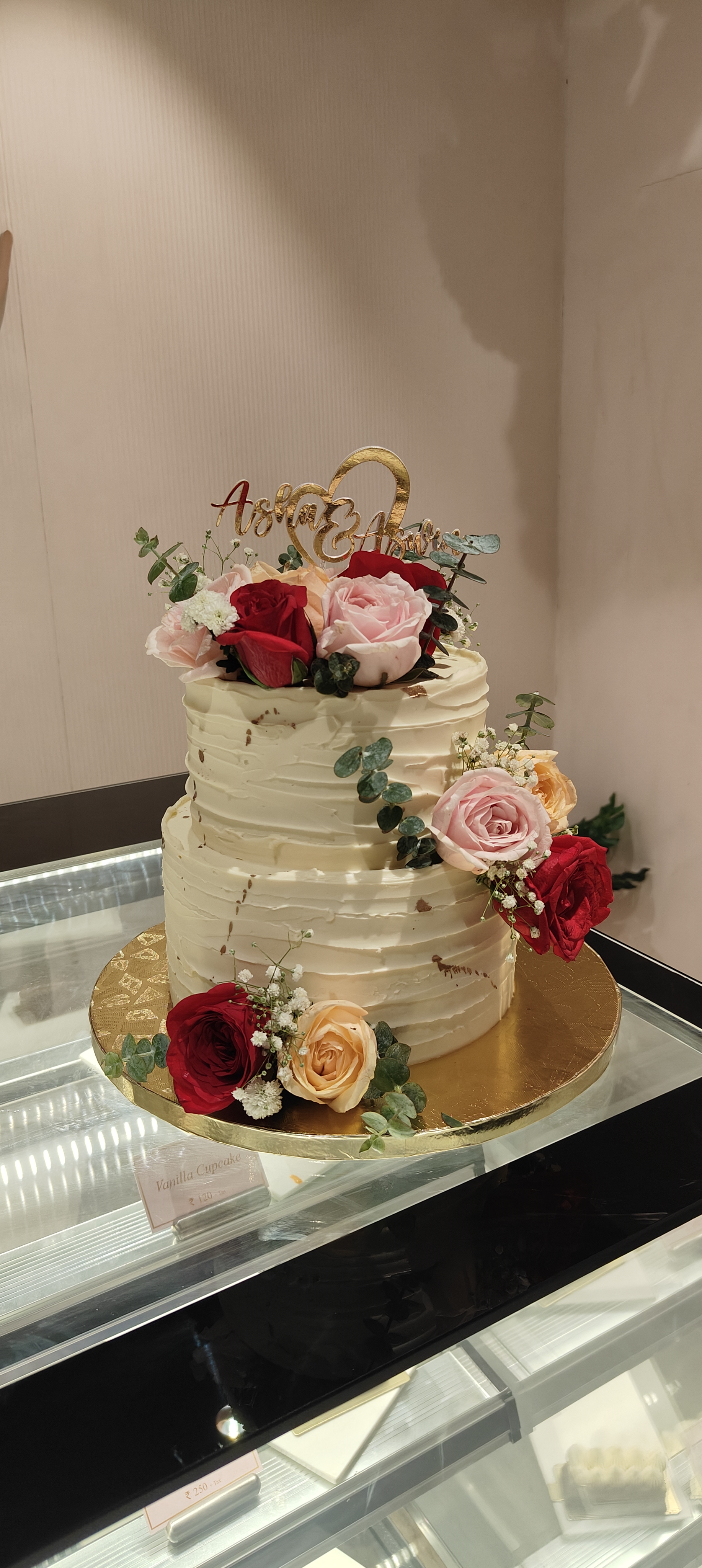 Elegant Floral Wedding Cake