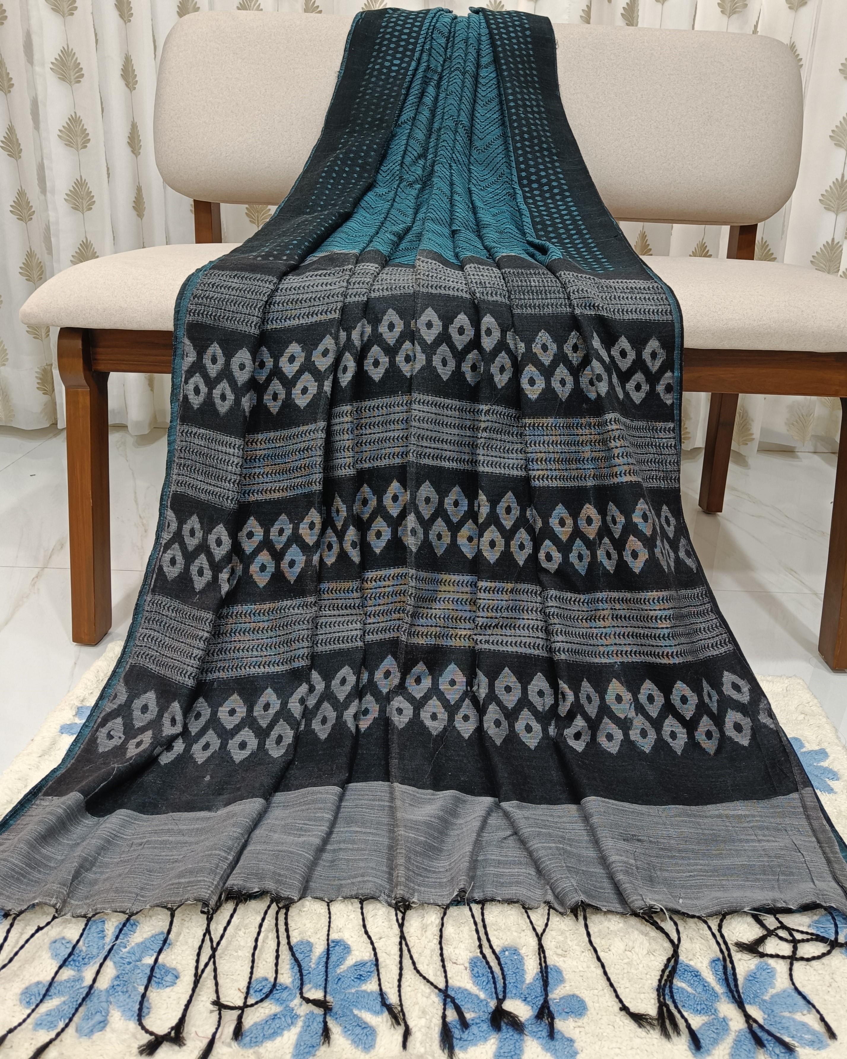 Blue Zig Zag Pattern All Over With Ash & Black Print on Pallu