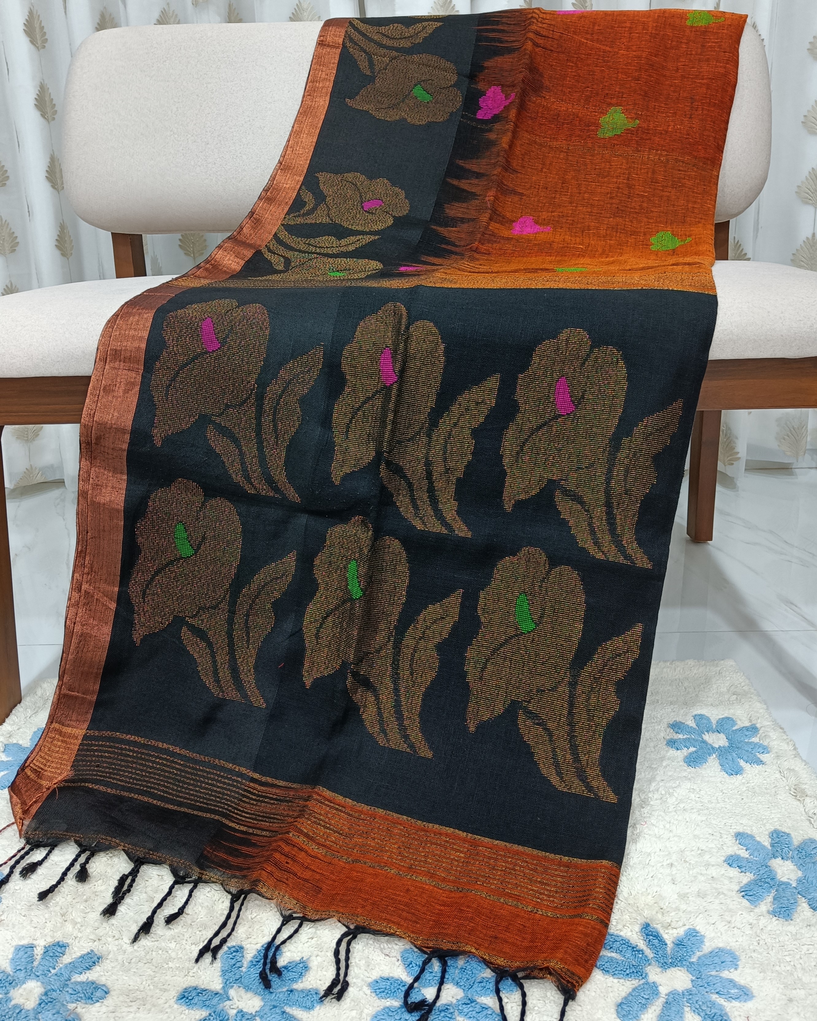 Brown Linen Saree with Weaved Flowers and Balck Pallu with Zari Flowers