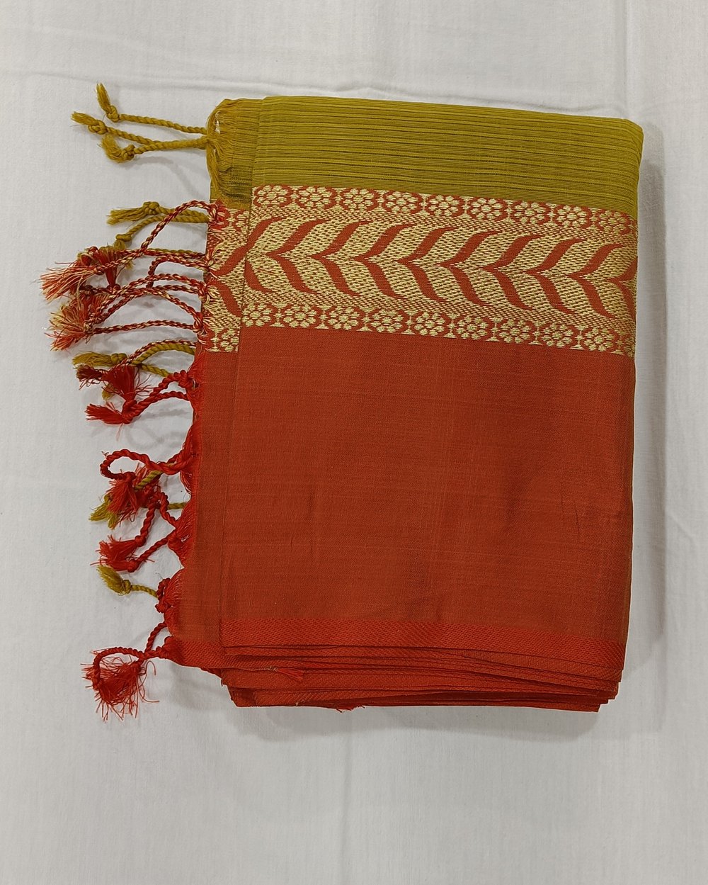 Heena Green Cotton Saree And Red Border With Golden Zari Weaving