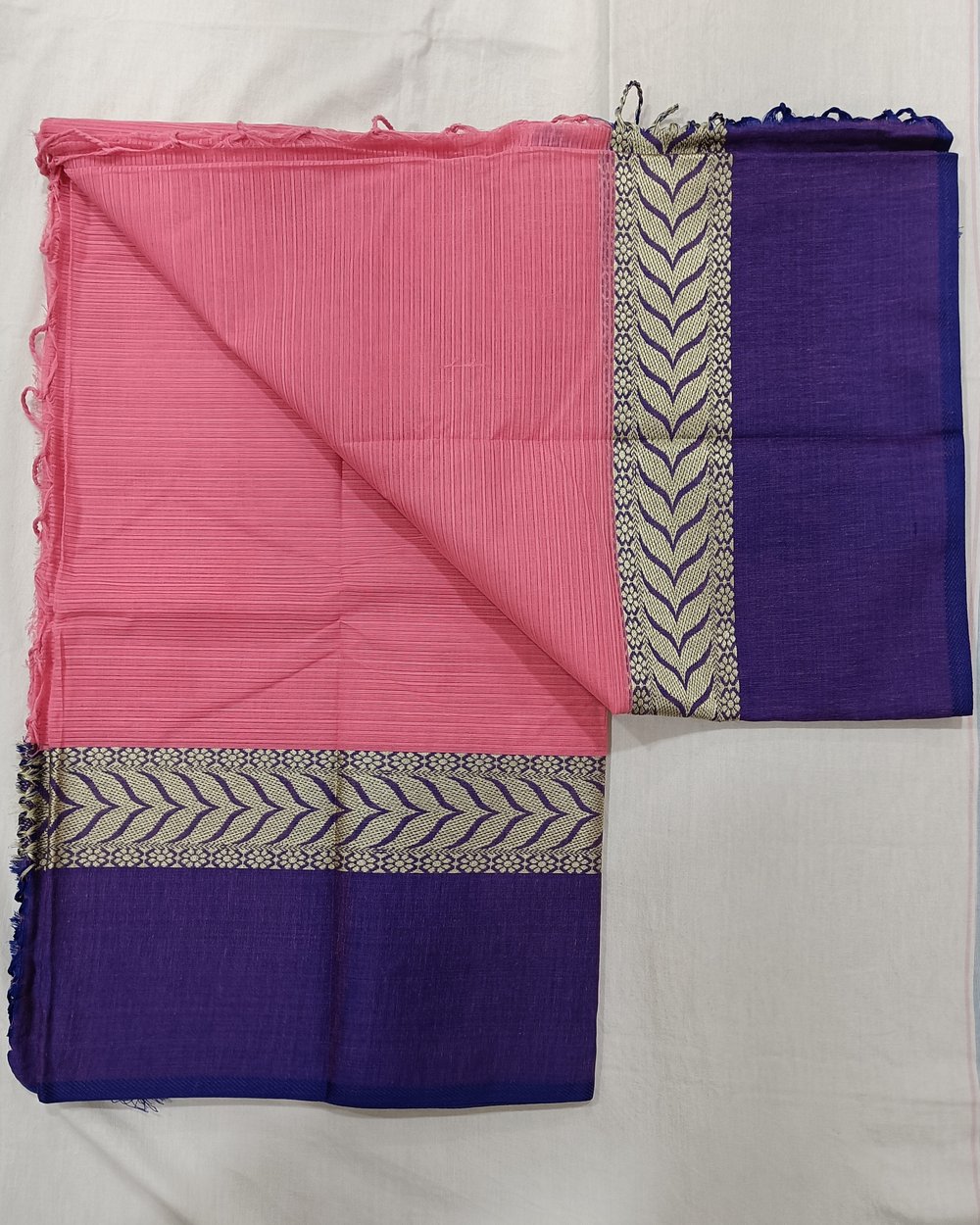 Pink Cotton Saree And Red Border With Golden Zari Weaving 
