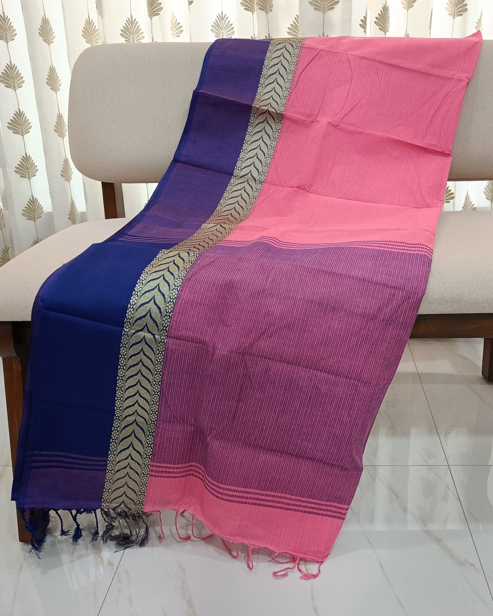 Pink Cotton Saree And Red Border With Golden Zari Weaving 