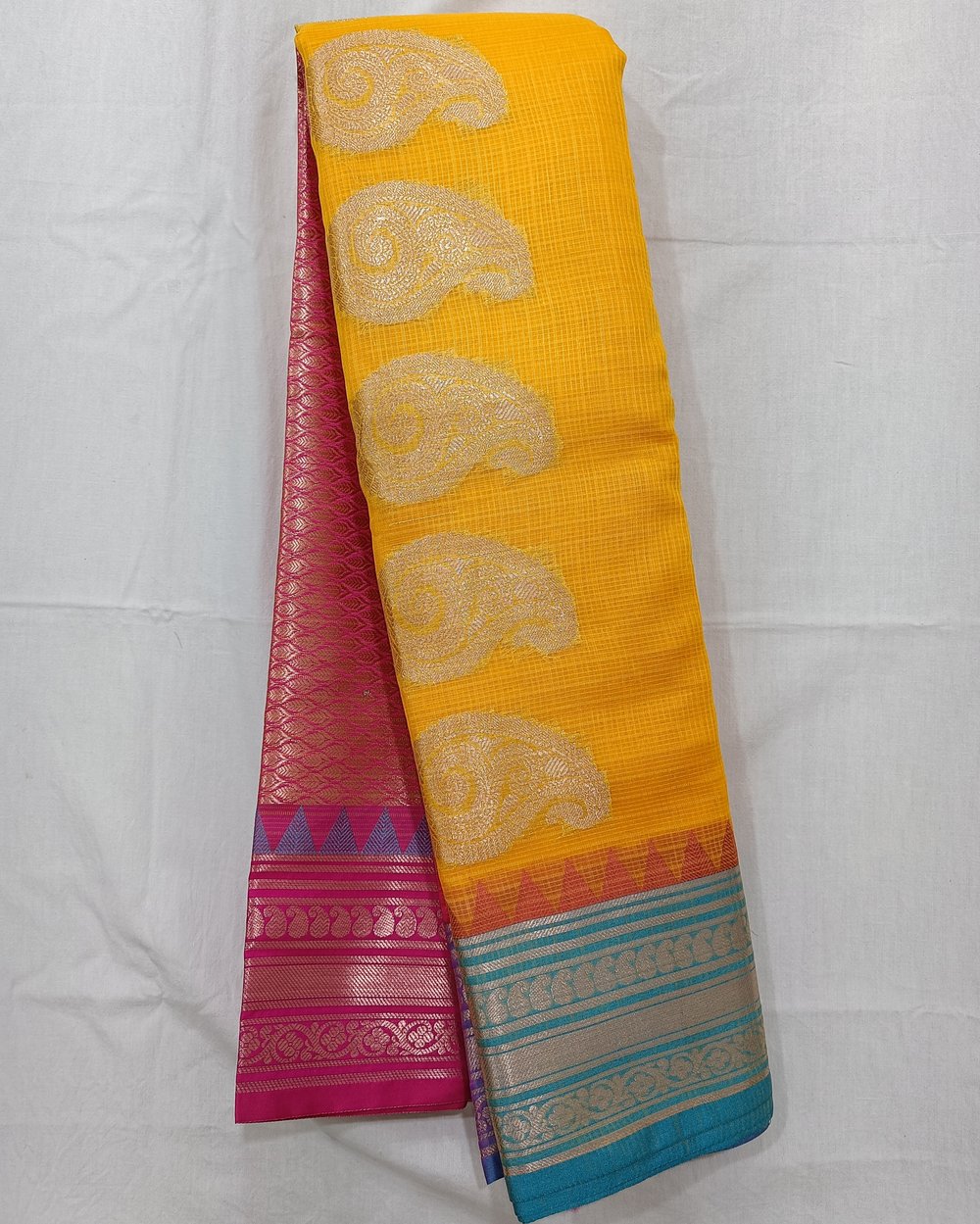 Yellow Kota Gadwal Saree With Golden Zari Pink Pallu