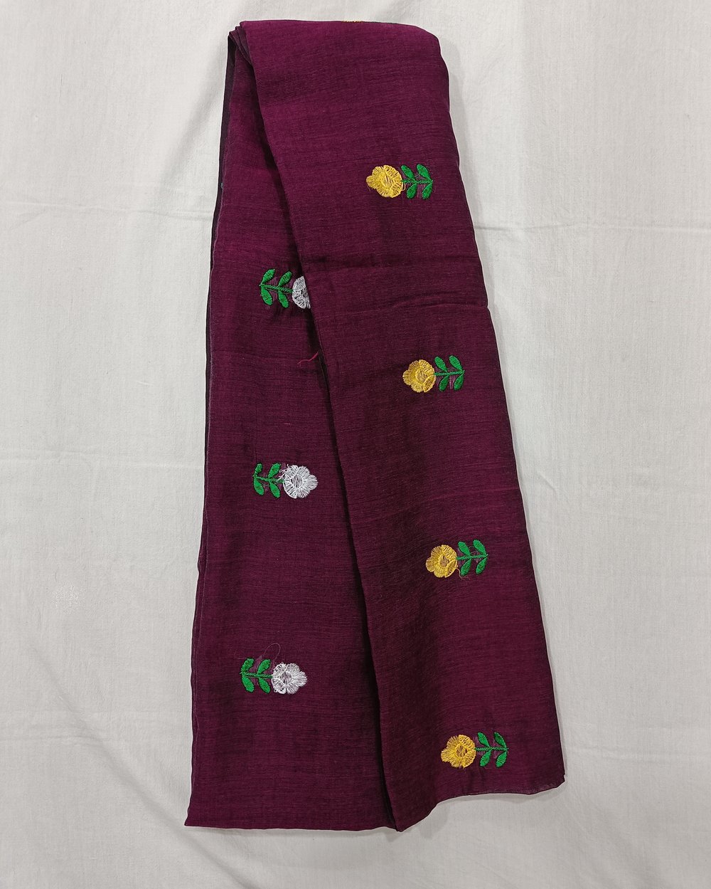 Maroon Mulmul Saree With Floral Embroidery