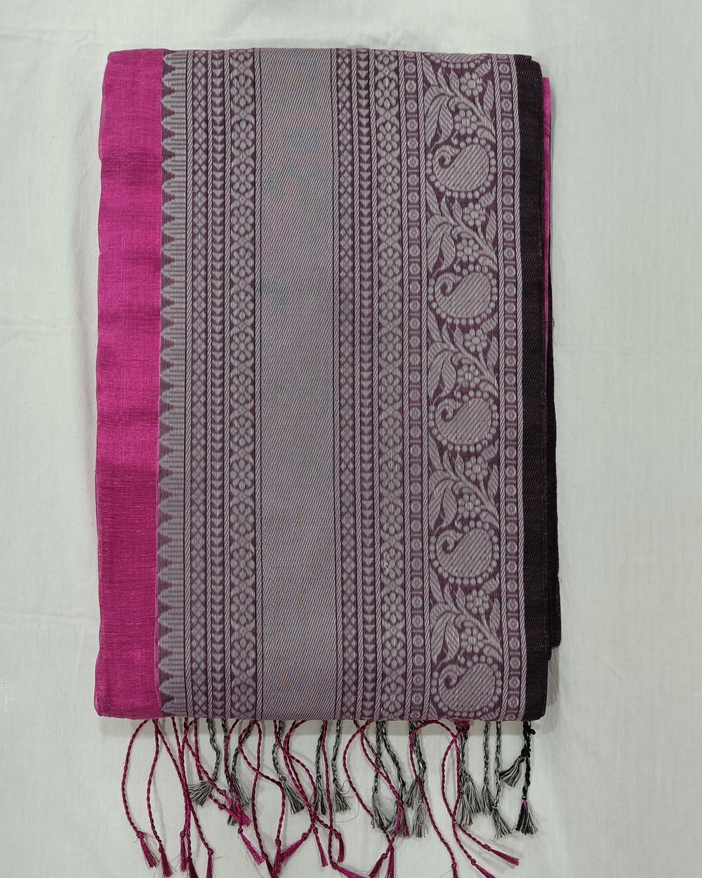 Pink Dual Tone Tissue Saree With Big Weaved Border In Black and White